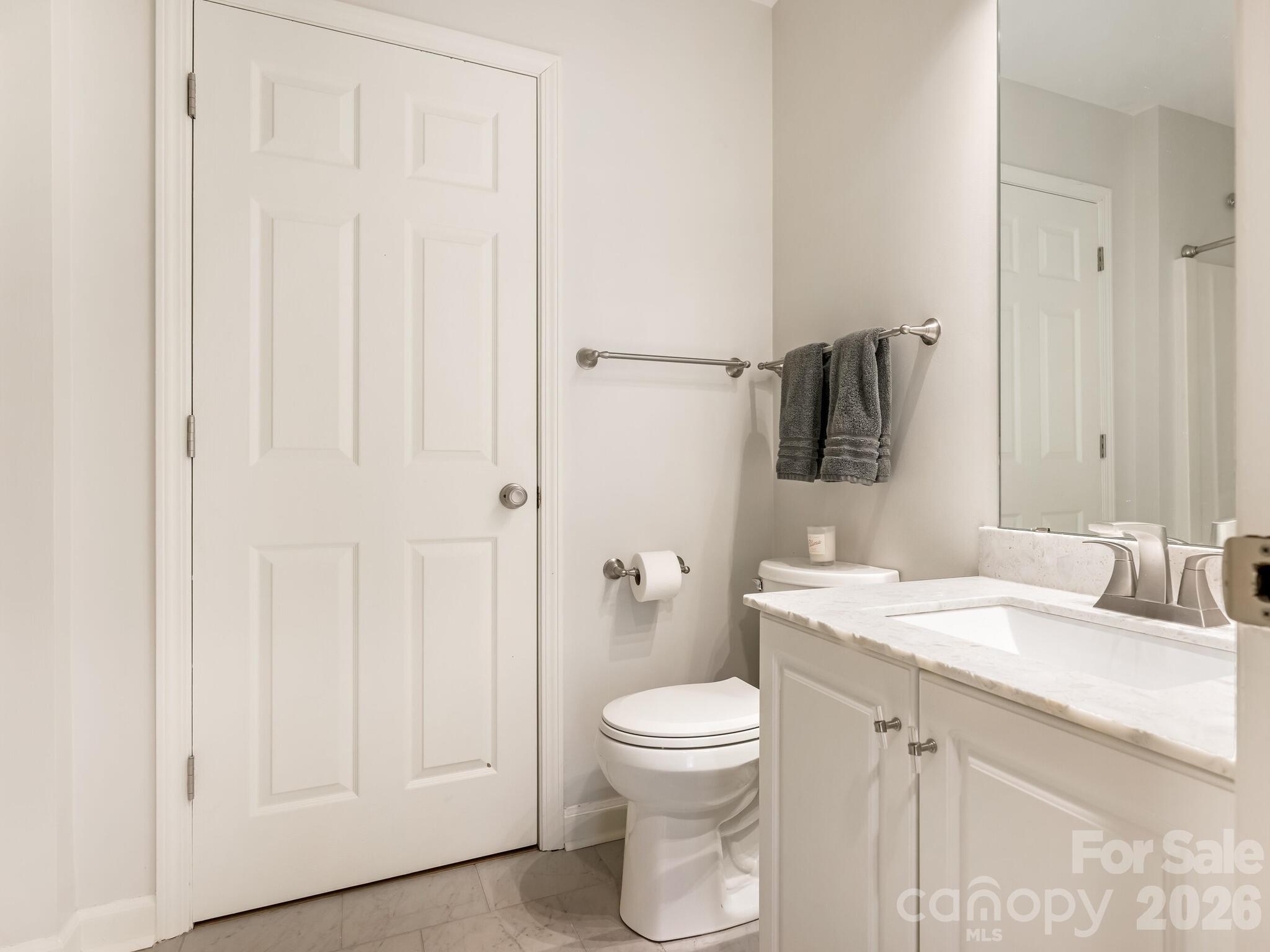 416 Queens Road Unit: 7