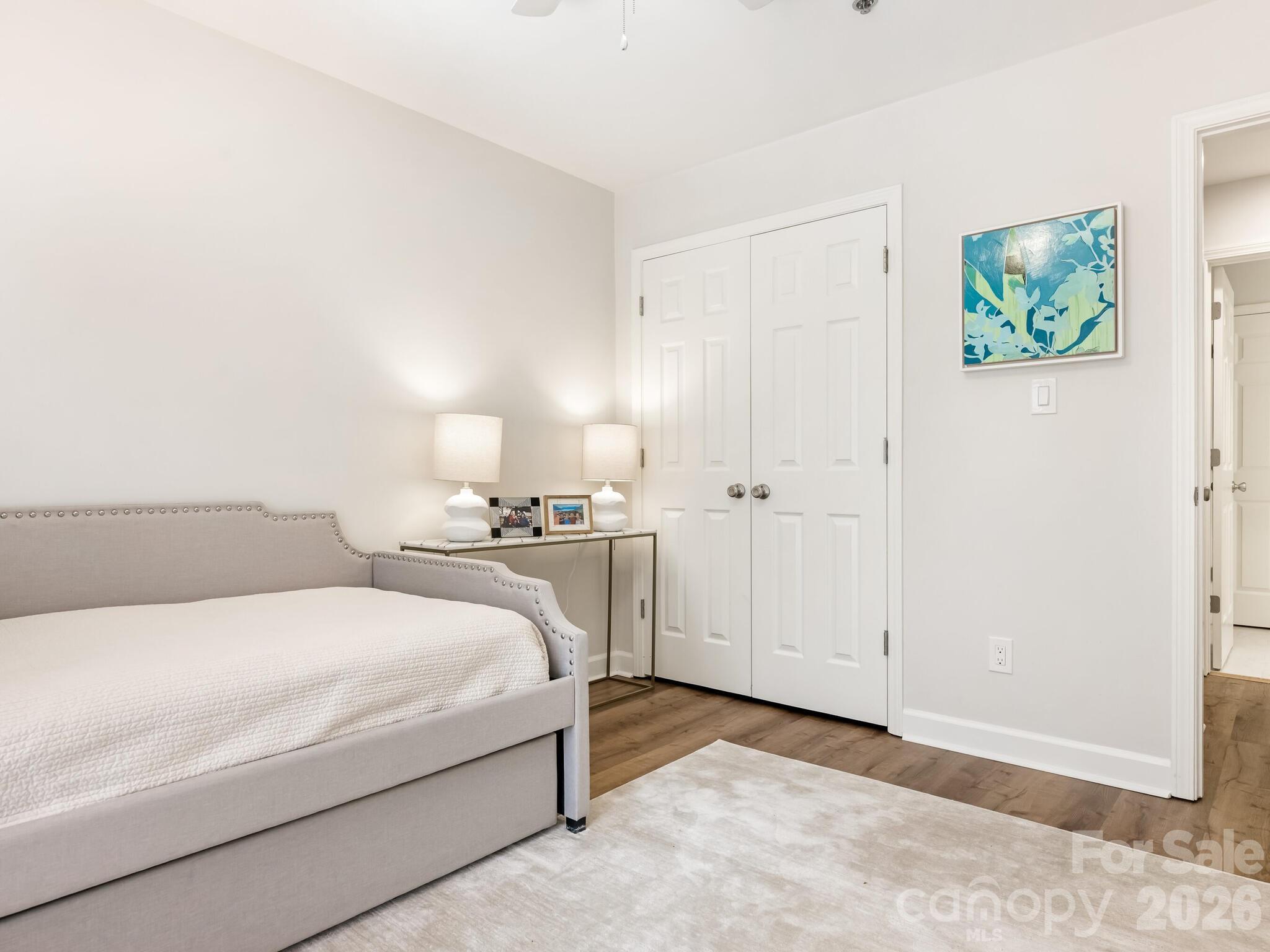 416 Queens Road Unit: 7