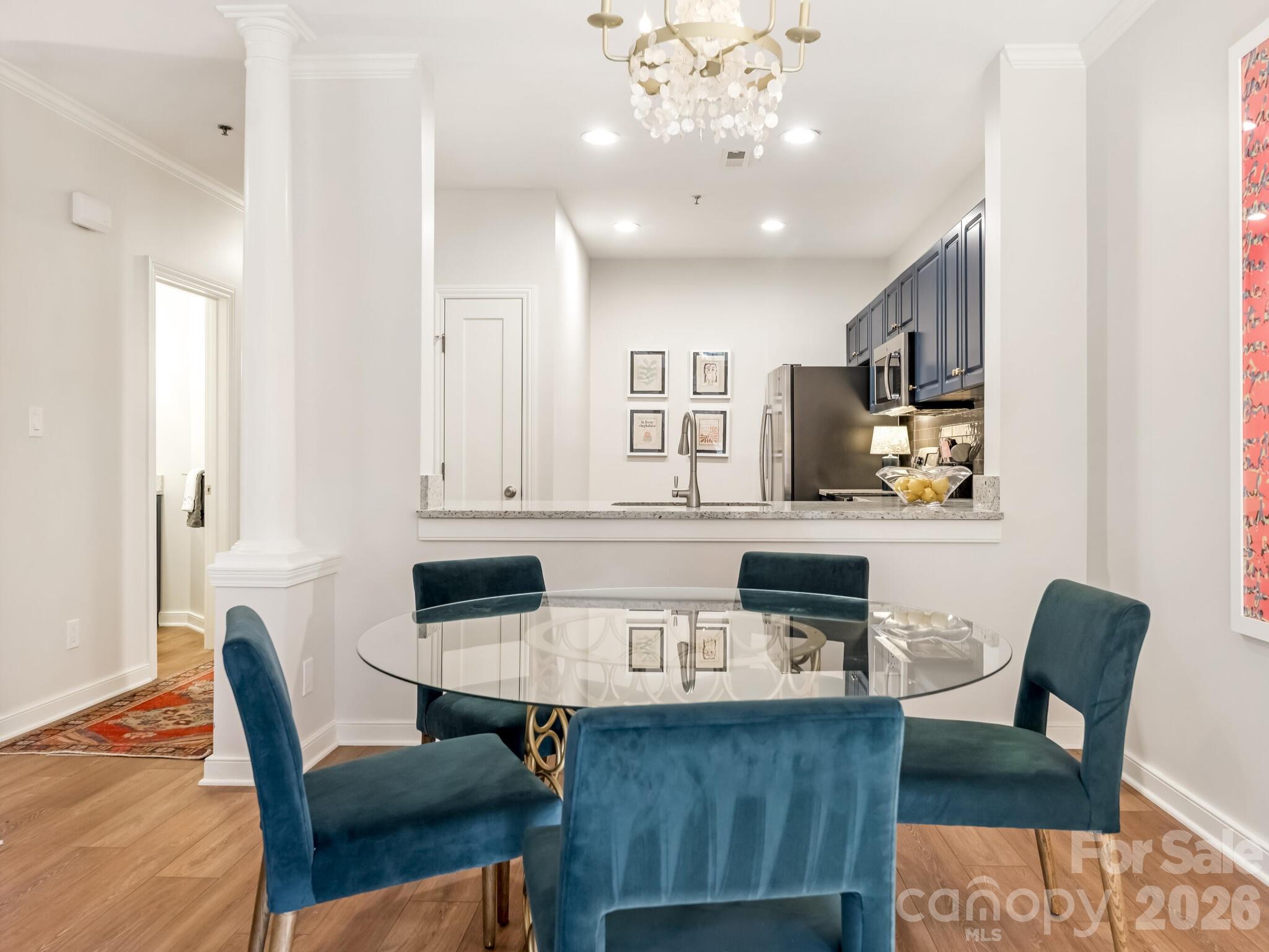 416 Queens Road Unit: 7