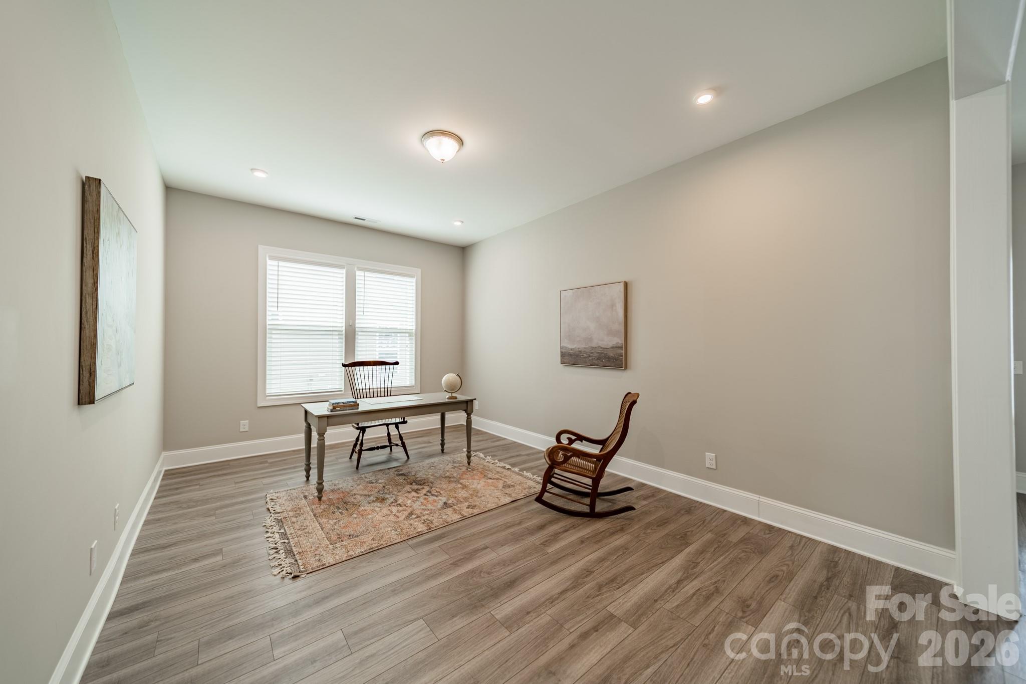 1010 Carlyle Lane