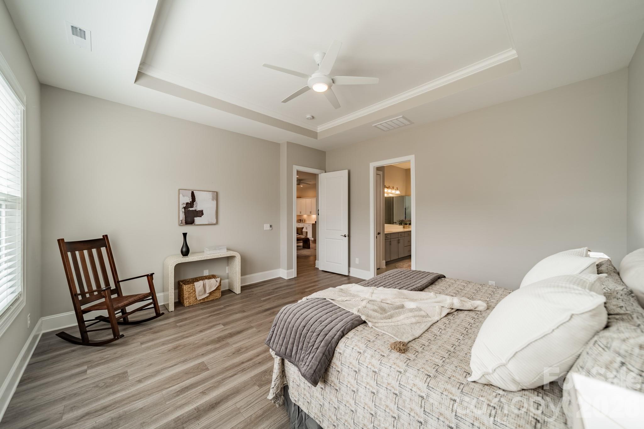 1010 Carlyle Lane