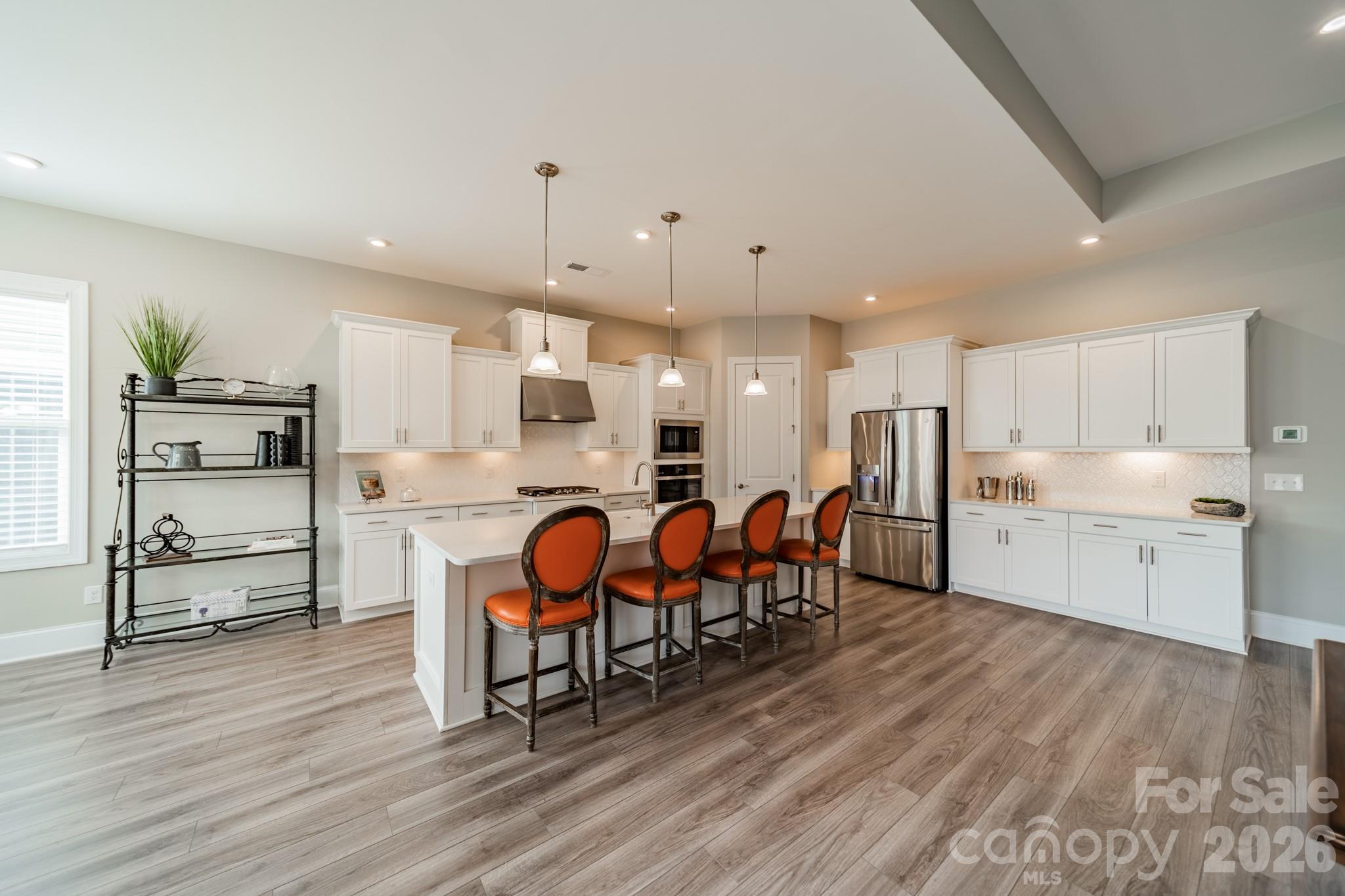 1010 Carlyle Lane