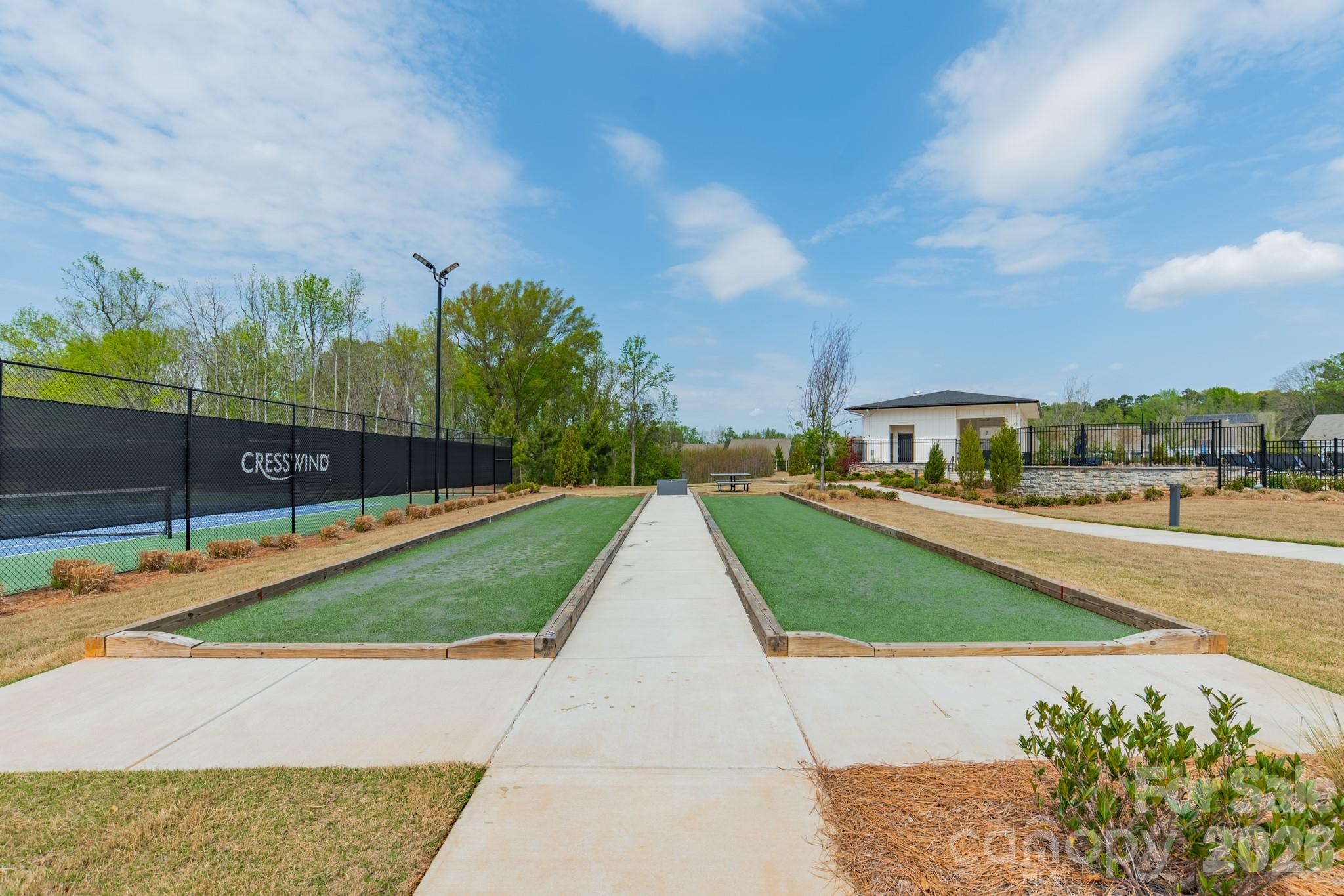 1010 Carlyle Lane
