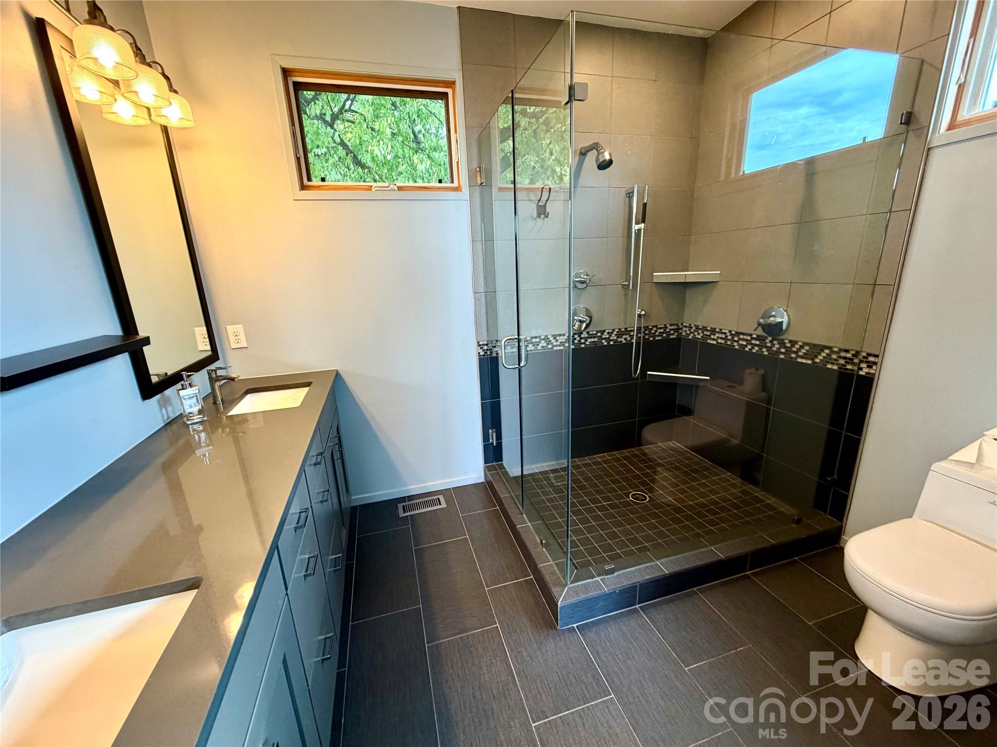 305 Mcninch Street Unit: B