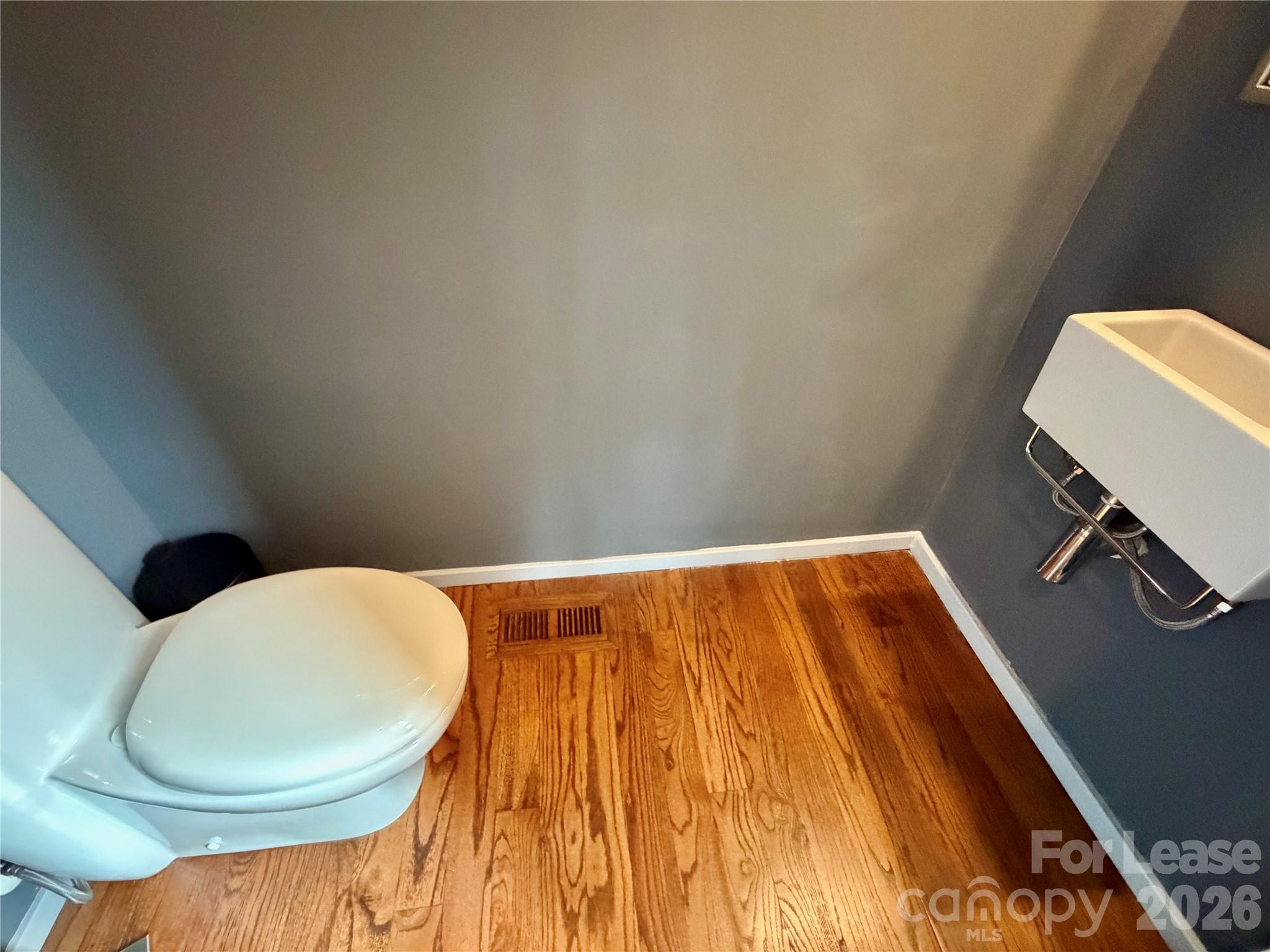 305 Mcninch Street Unit: B