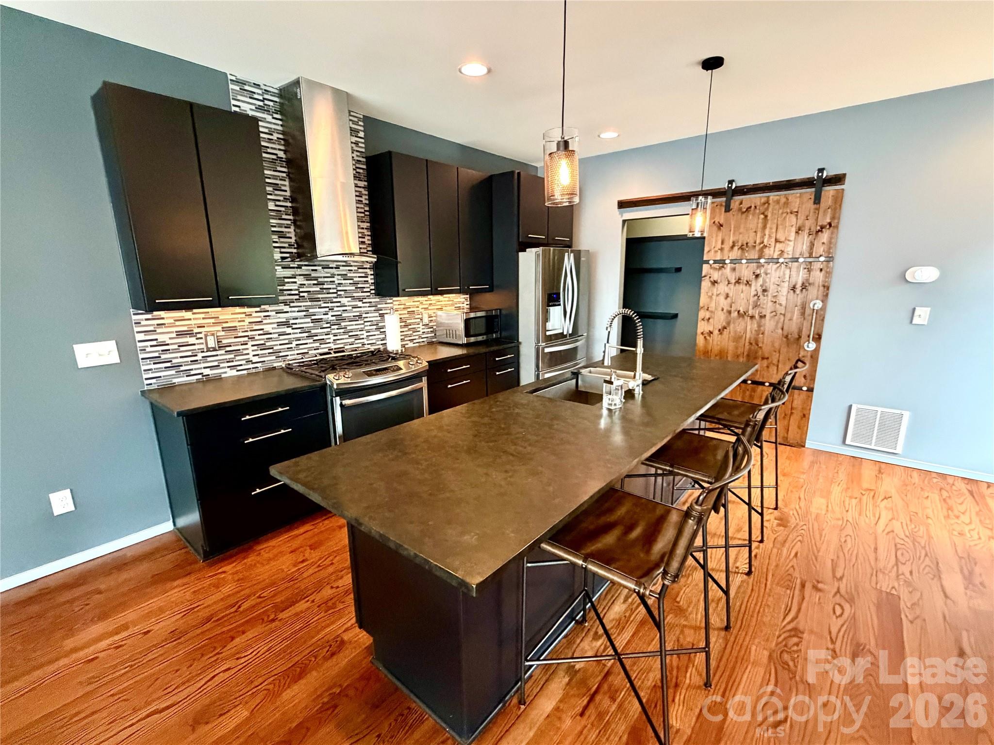 305 Mcninch Street Unit: B
