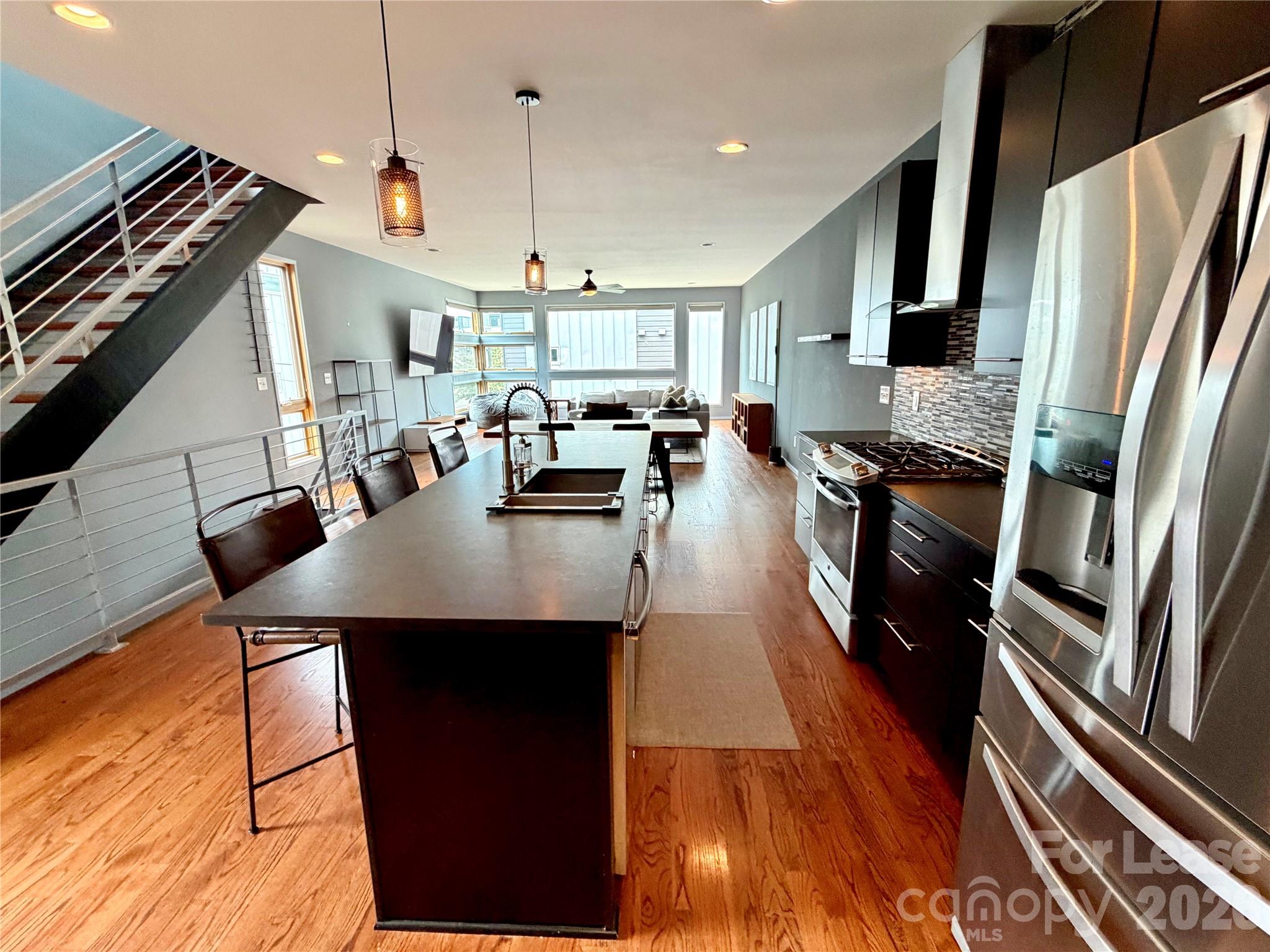 305 Mcninch Street Unit: B