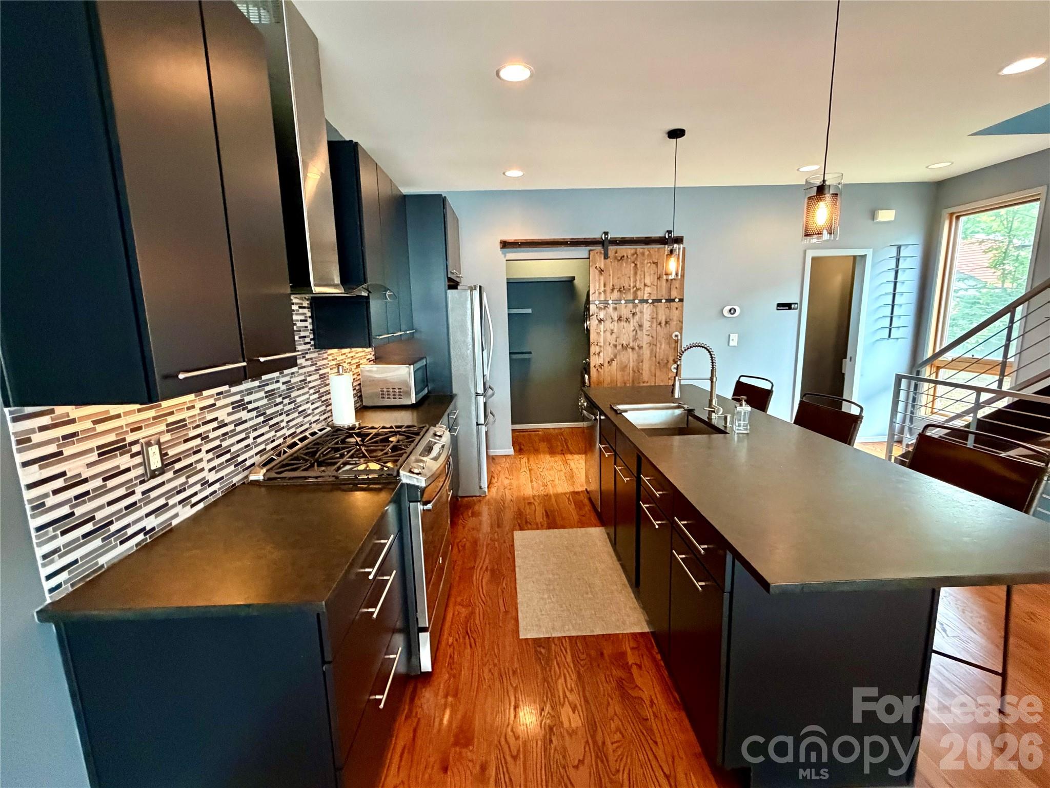 305 Mcninch Street Unit: B