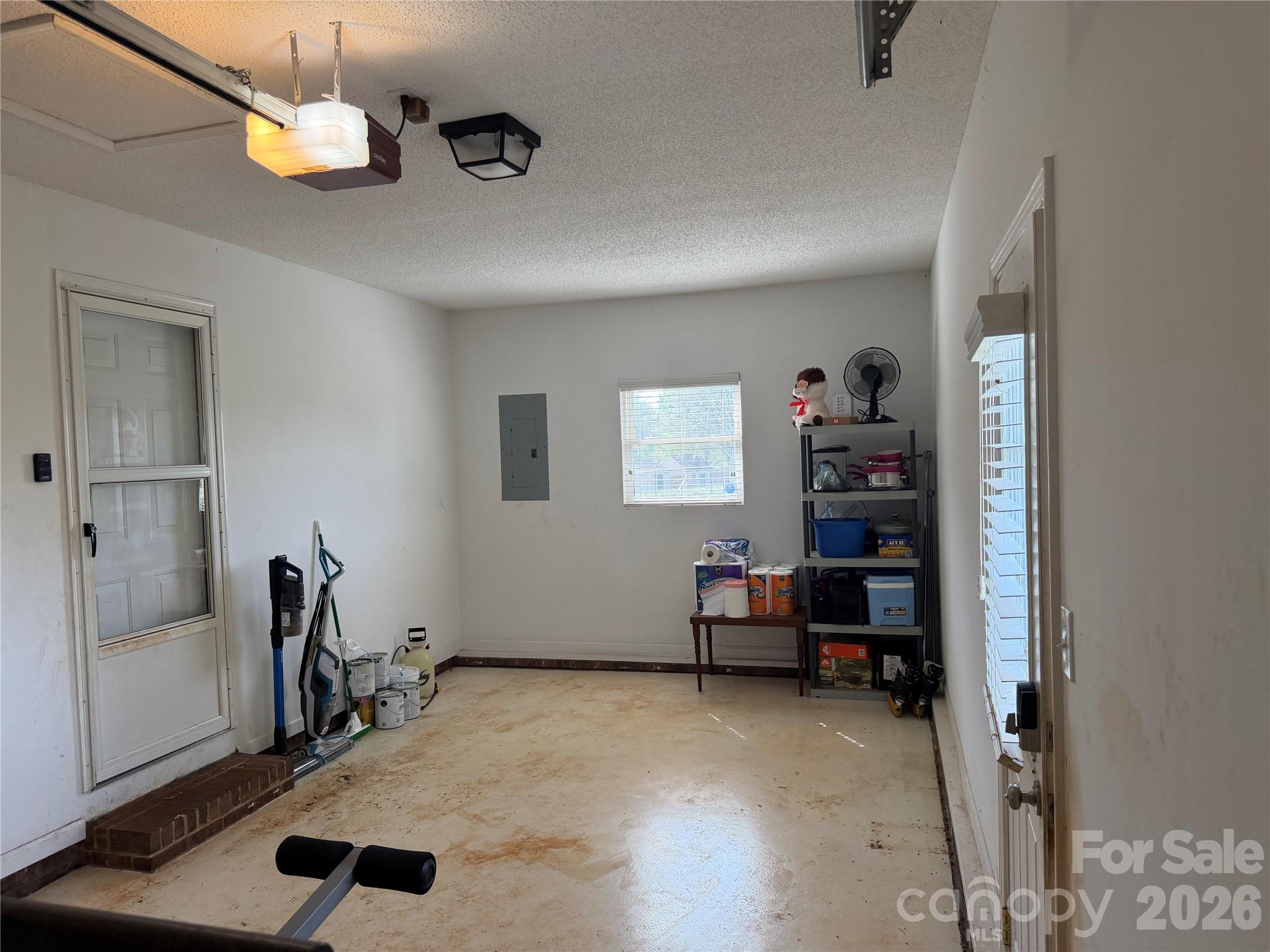 928 Lyndsey Brooke Court