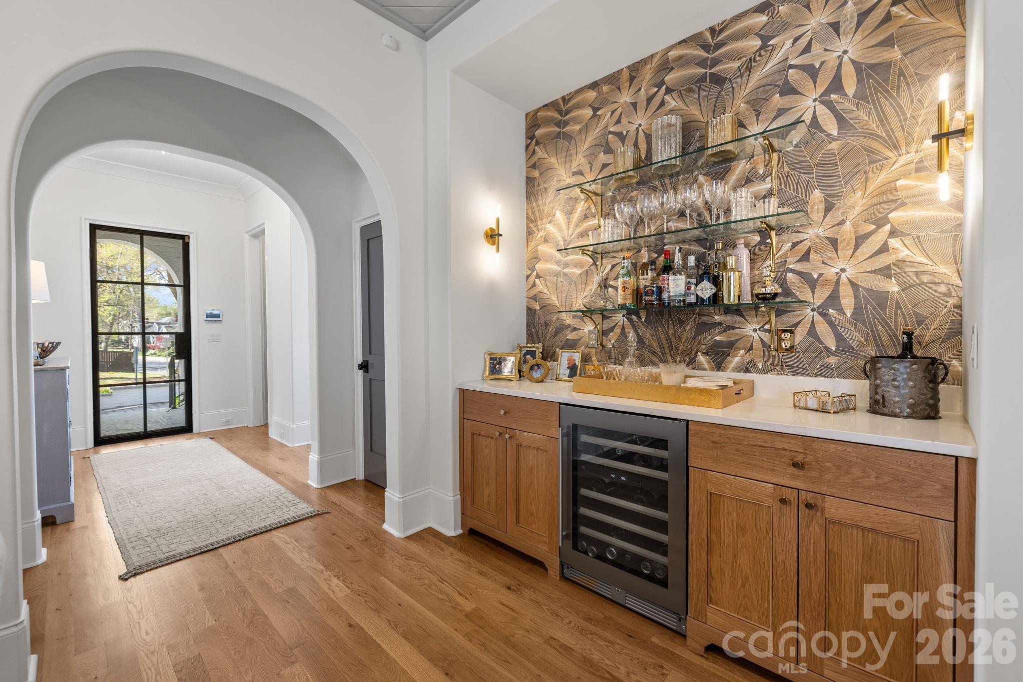 372 Hillside Avenue