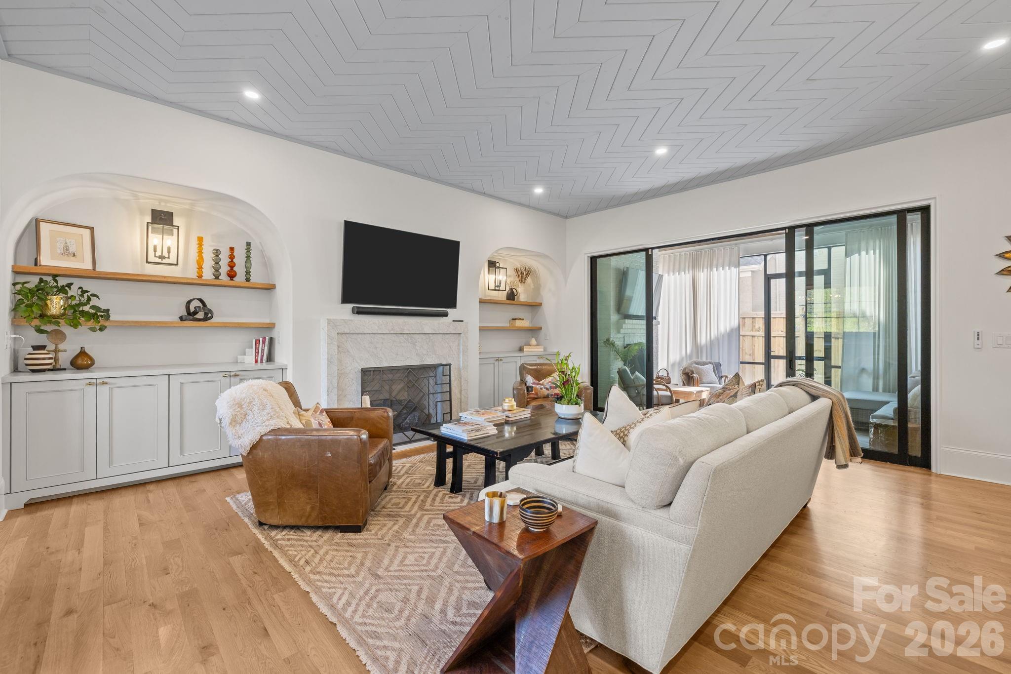 372 Hillside Avenue