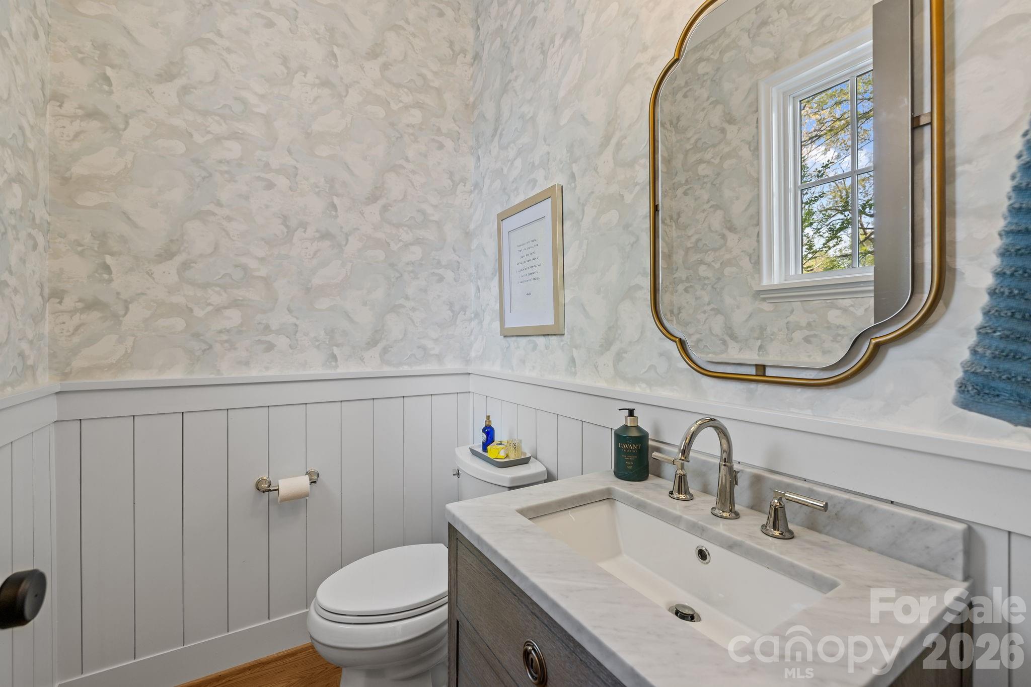 372 Hillside Avenue