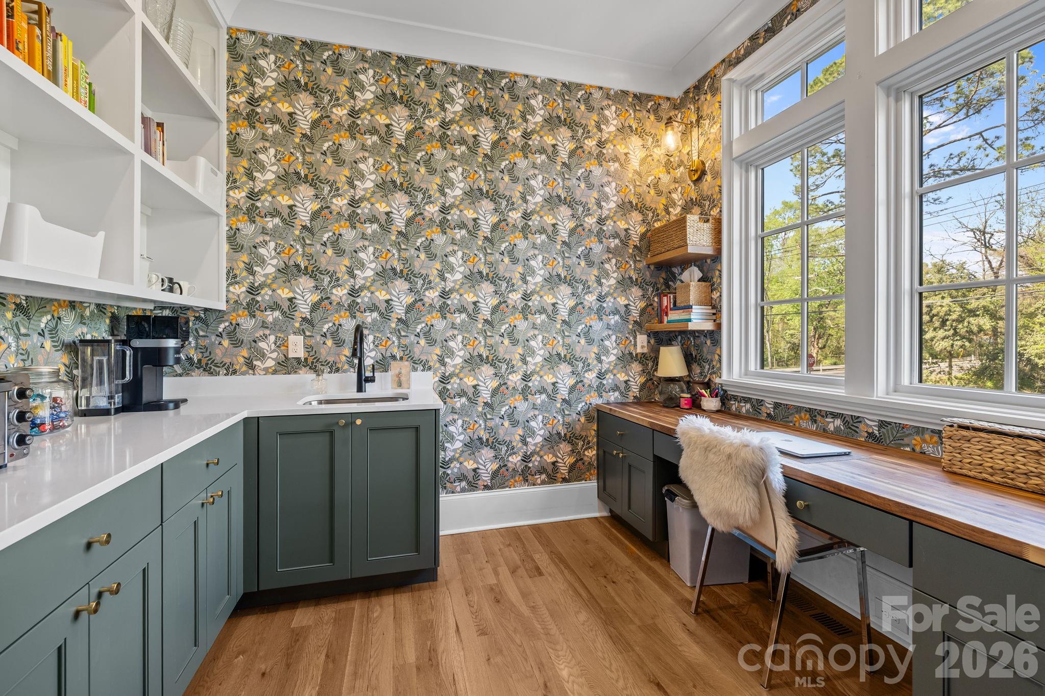 372 Hillside Avenue
