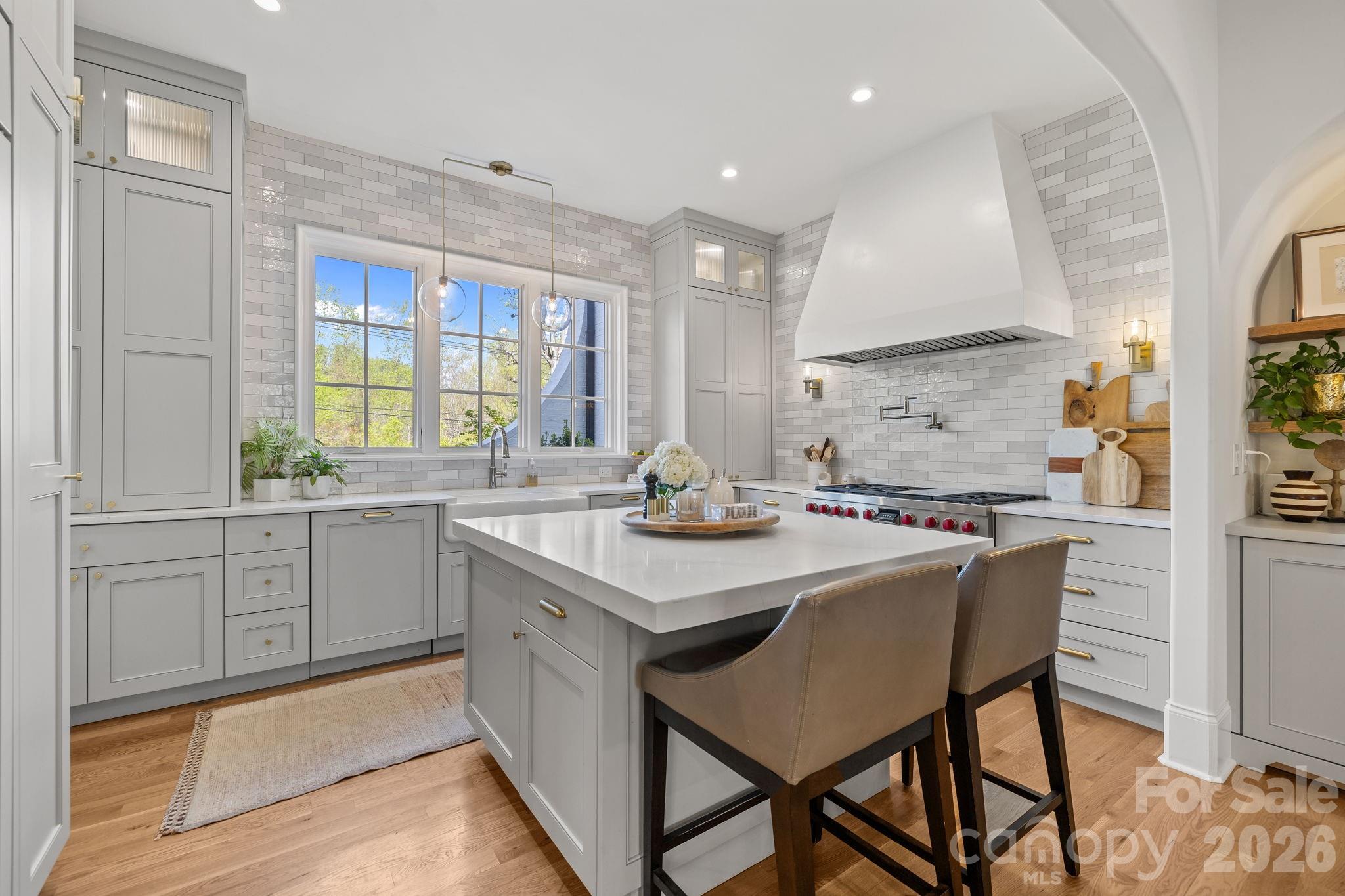 372 Hillside Avenue