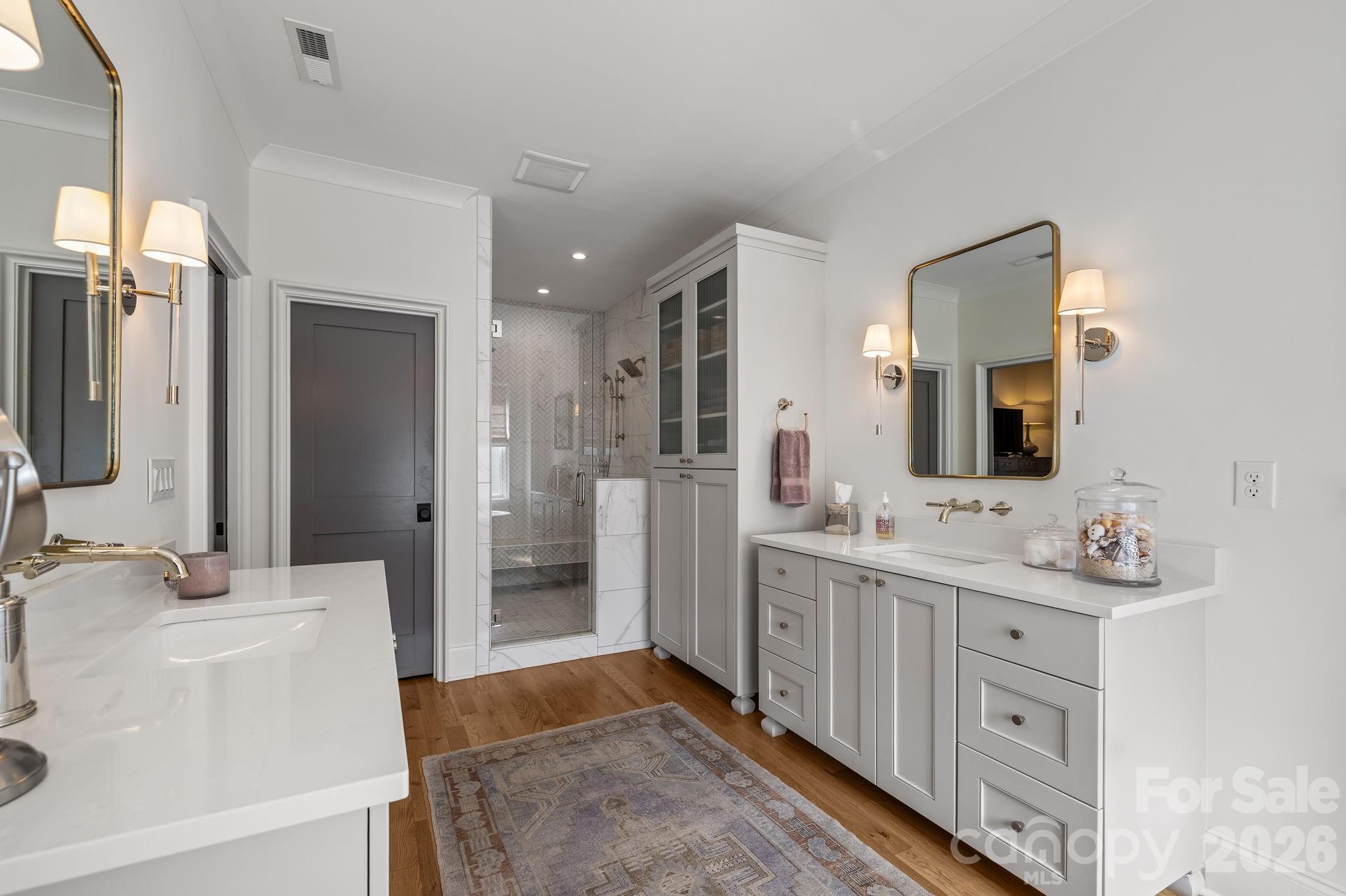 372 Hillside Avenue