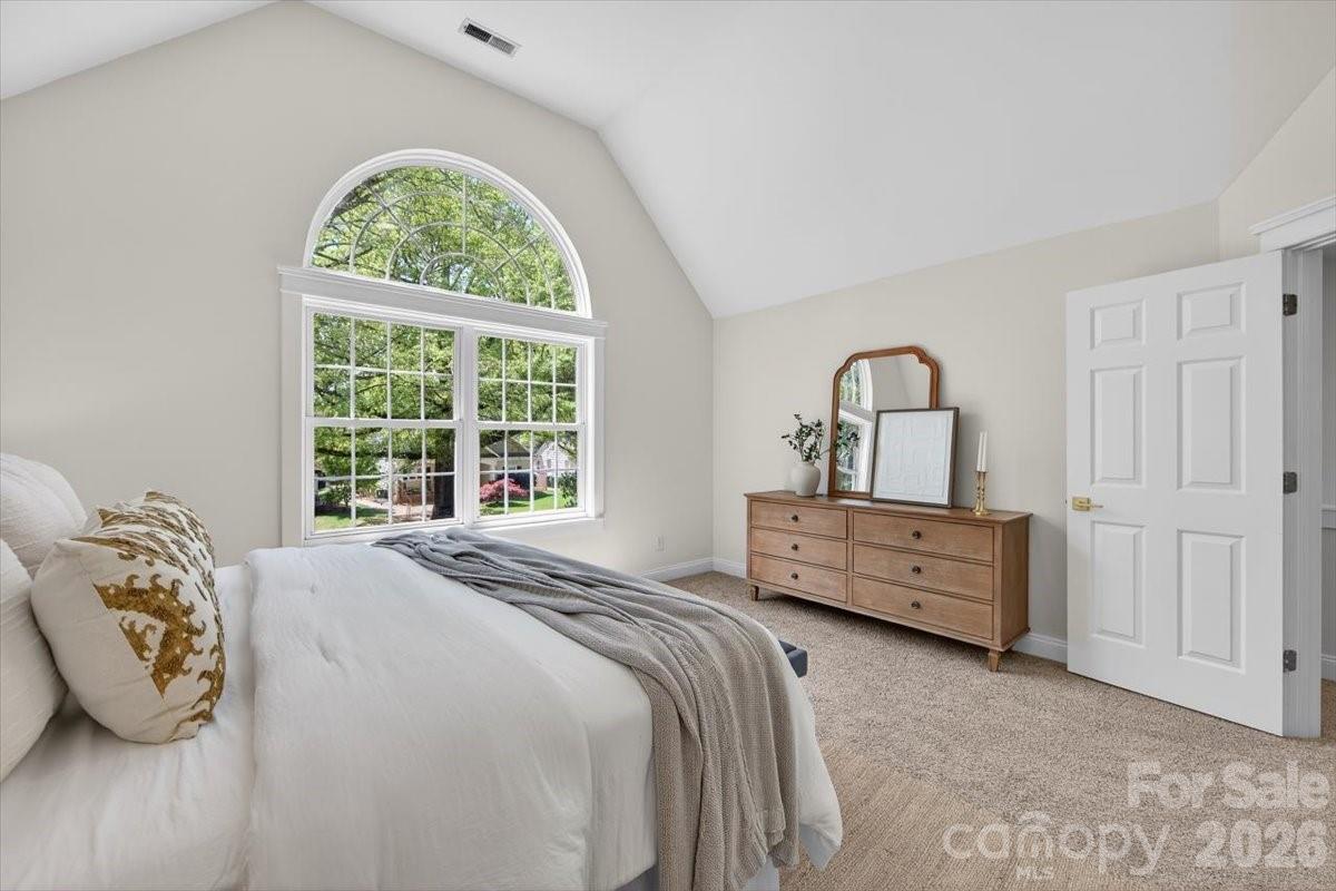 2419 Chesterfield Avenue