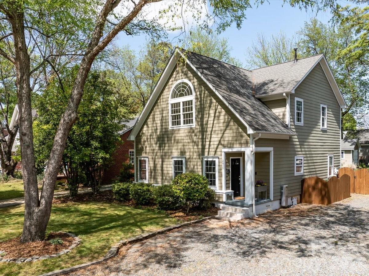 2419 Chesterfield Avenue