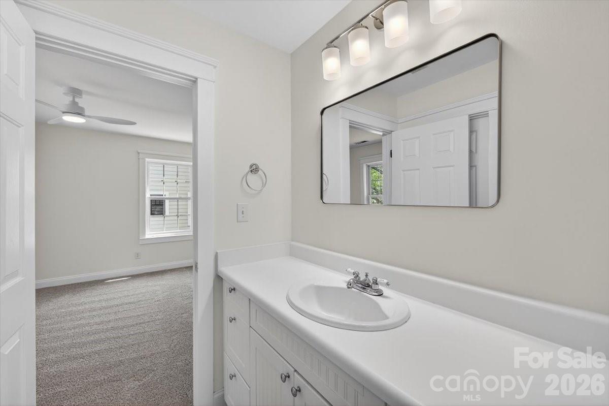 2419 Chesterfield Avenue