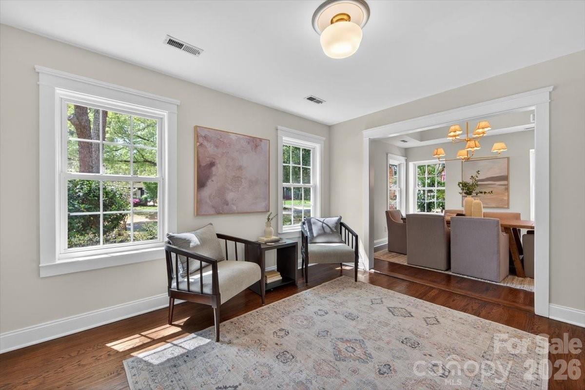 2419 Chesterfield Avenue