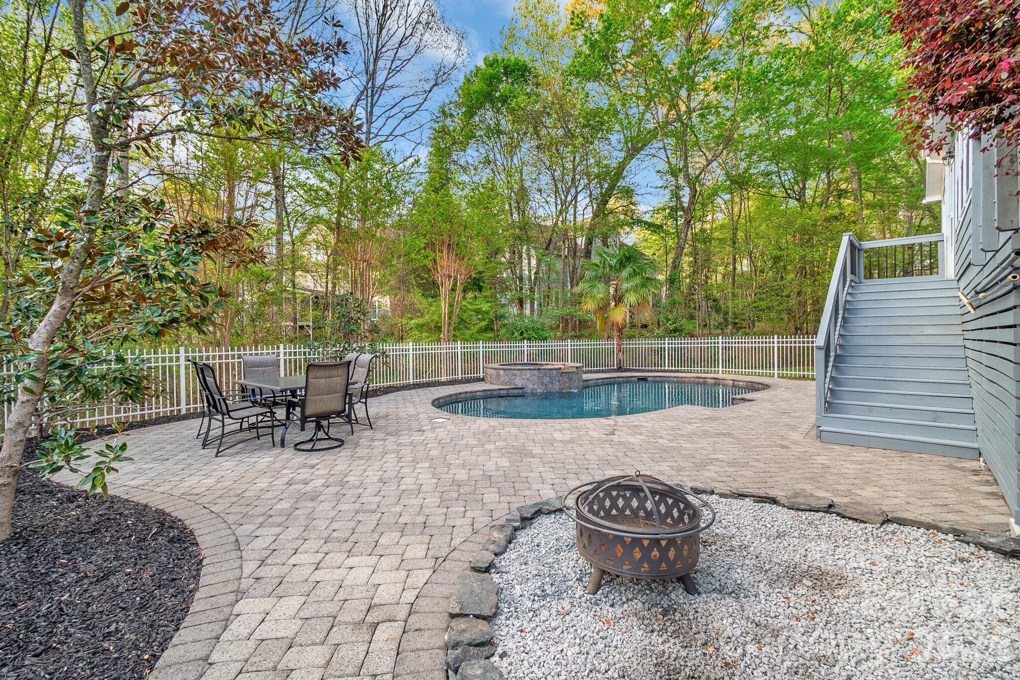 1216 Flat Heads Lane