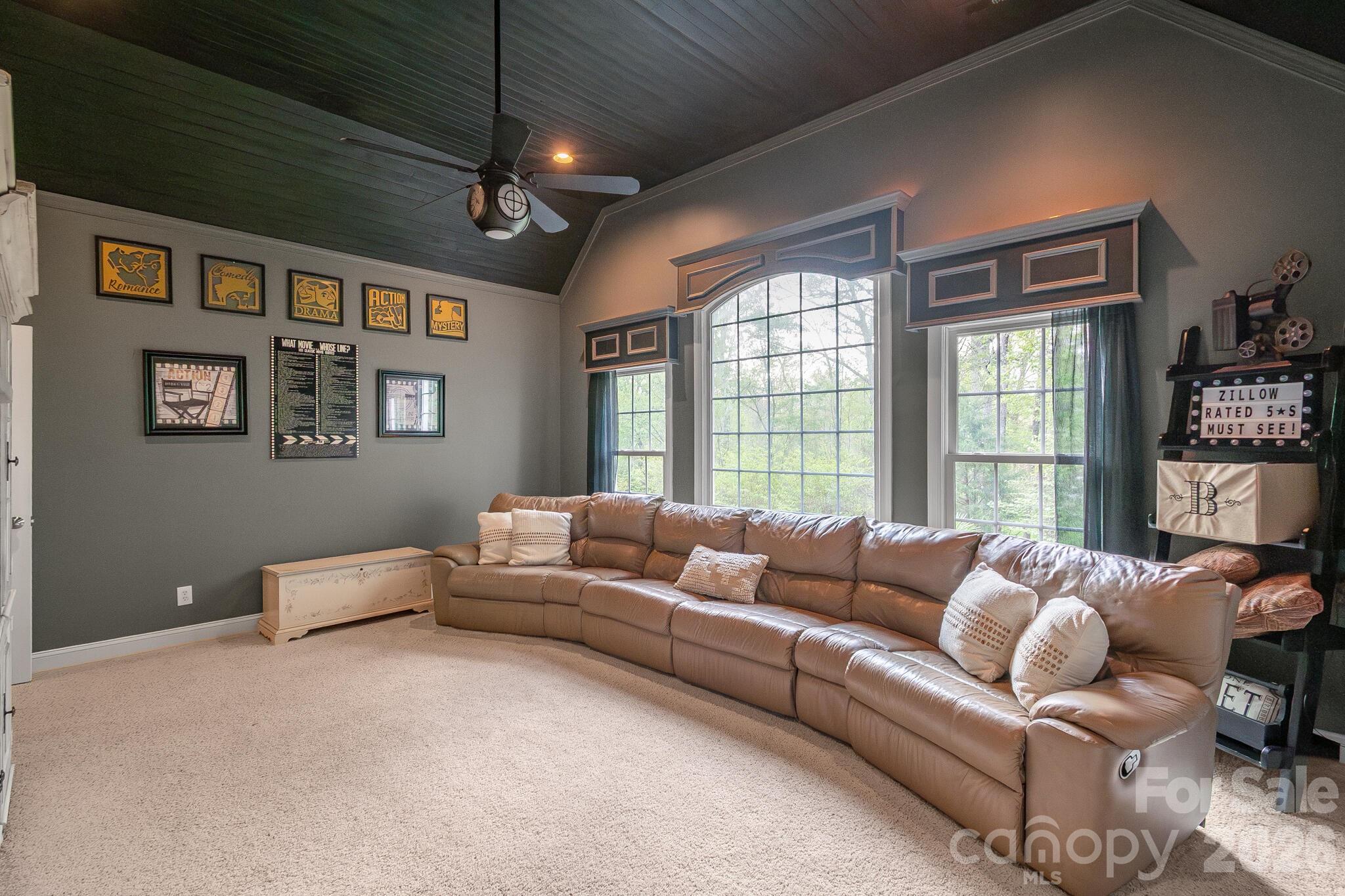 1216 Flat Heads Lane