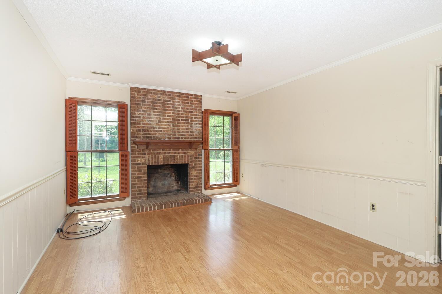 2000 Lawton Bluff Road