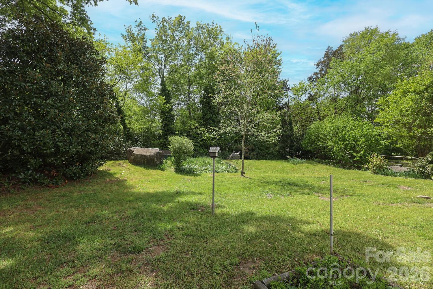 2000 Lawton Bluff Road