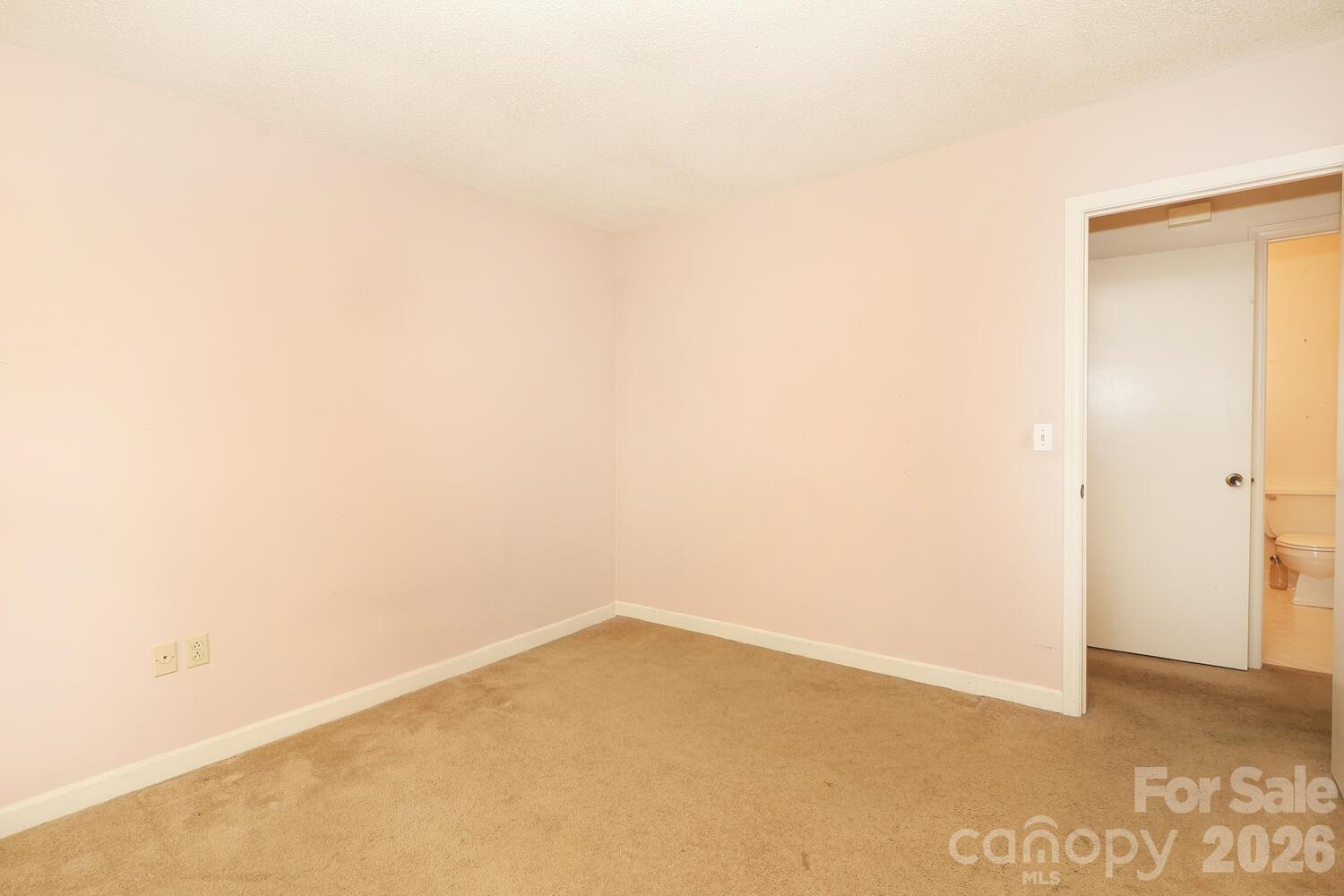 2000 Lawton Bluff Road