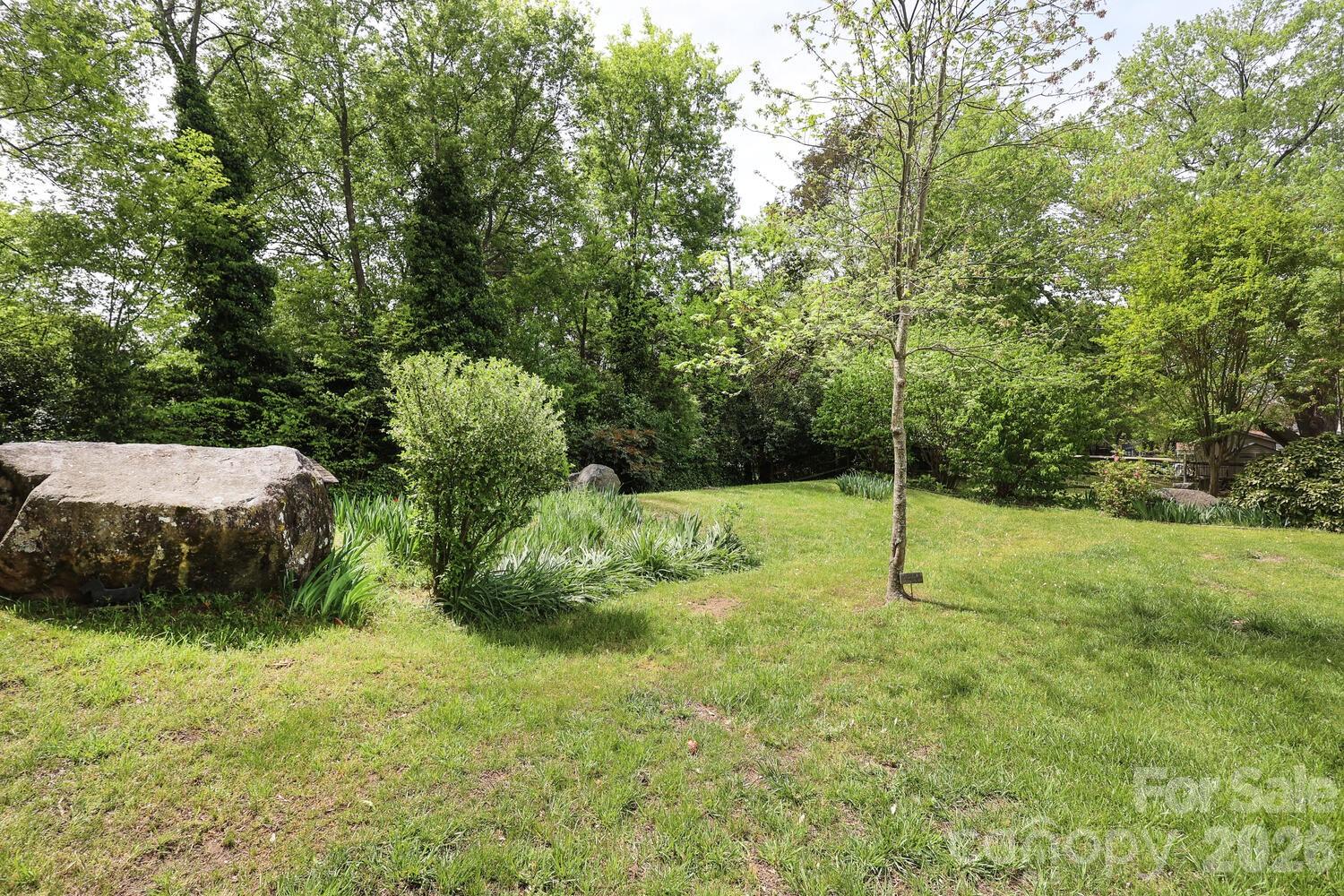 2000 Lawton Bluff Road