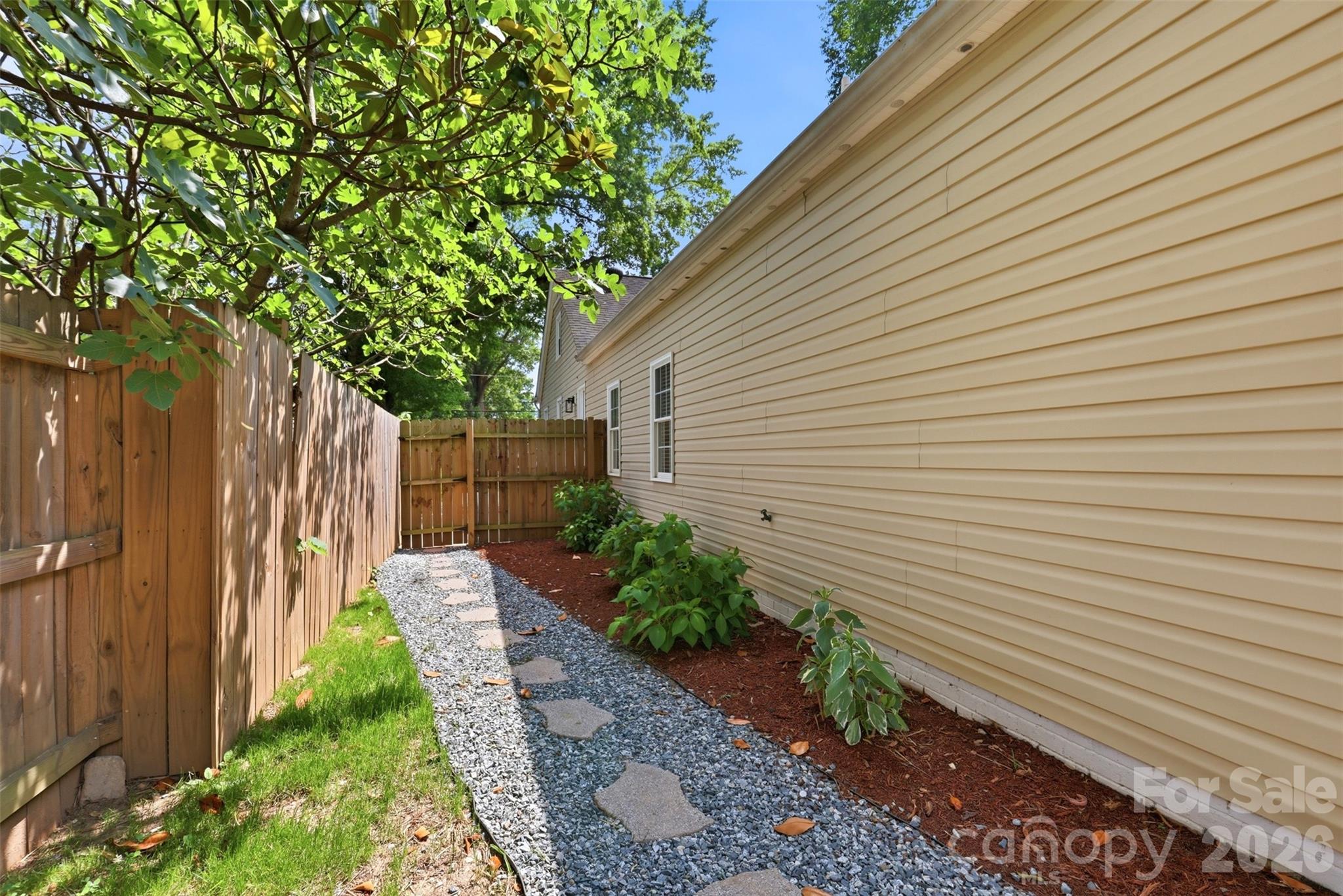 1929 Mecklenburg Avenue