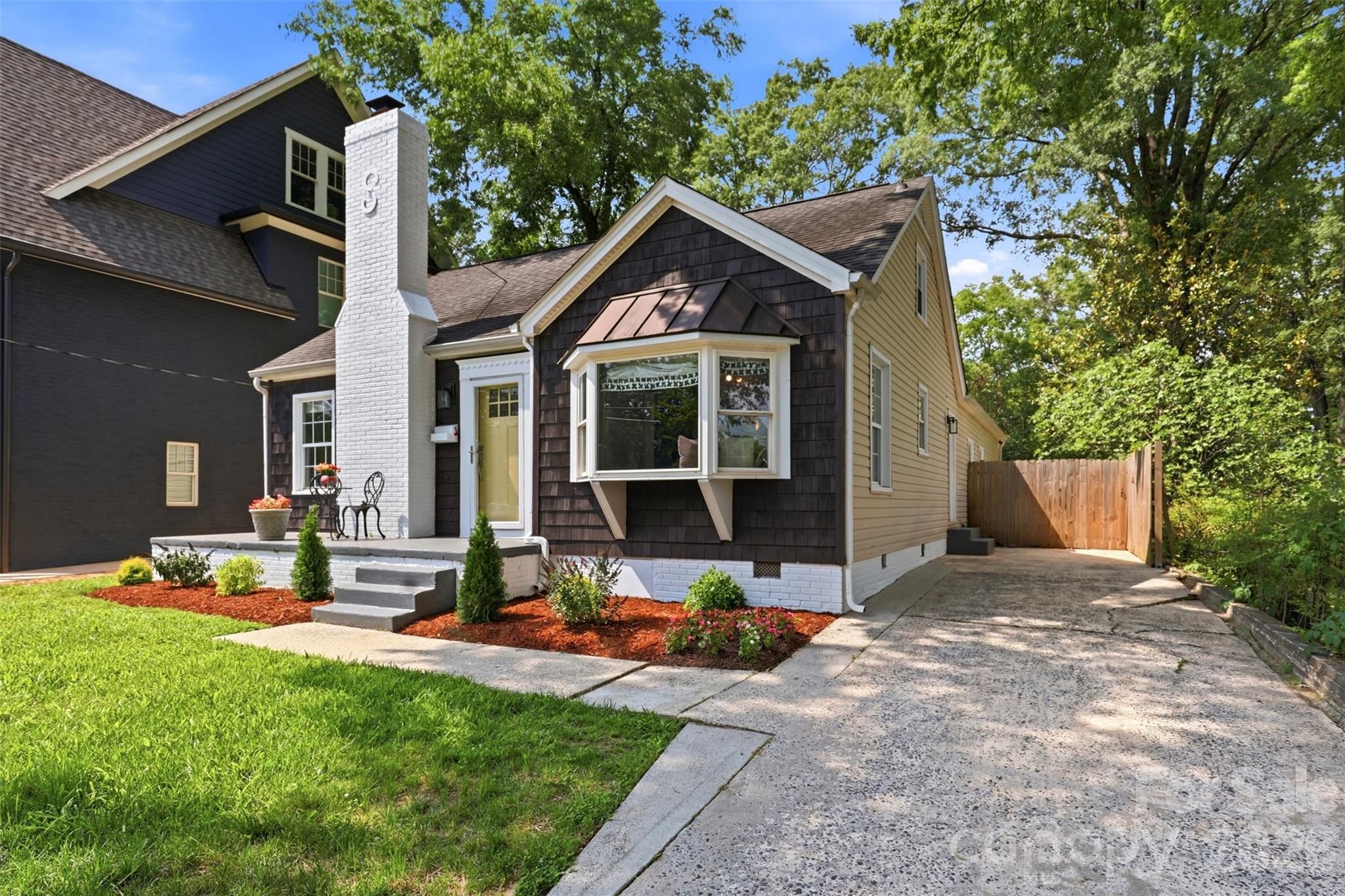 1929 Mecklenburg Avenue