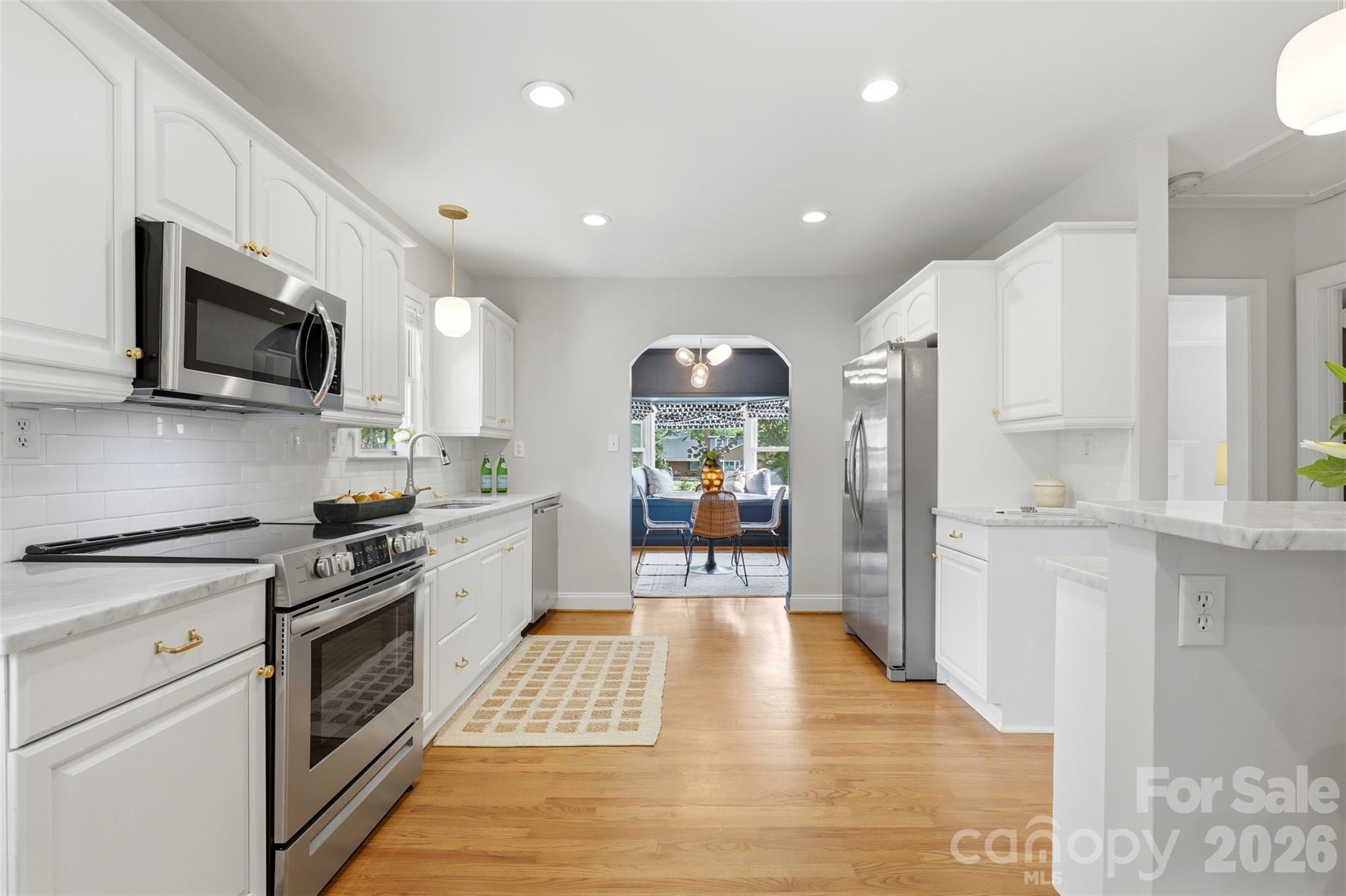 1929 Mecklenburg Avenue