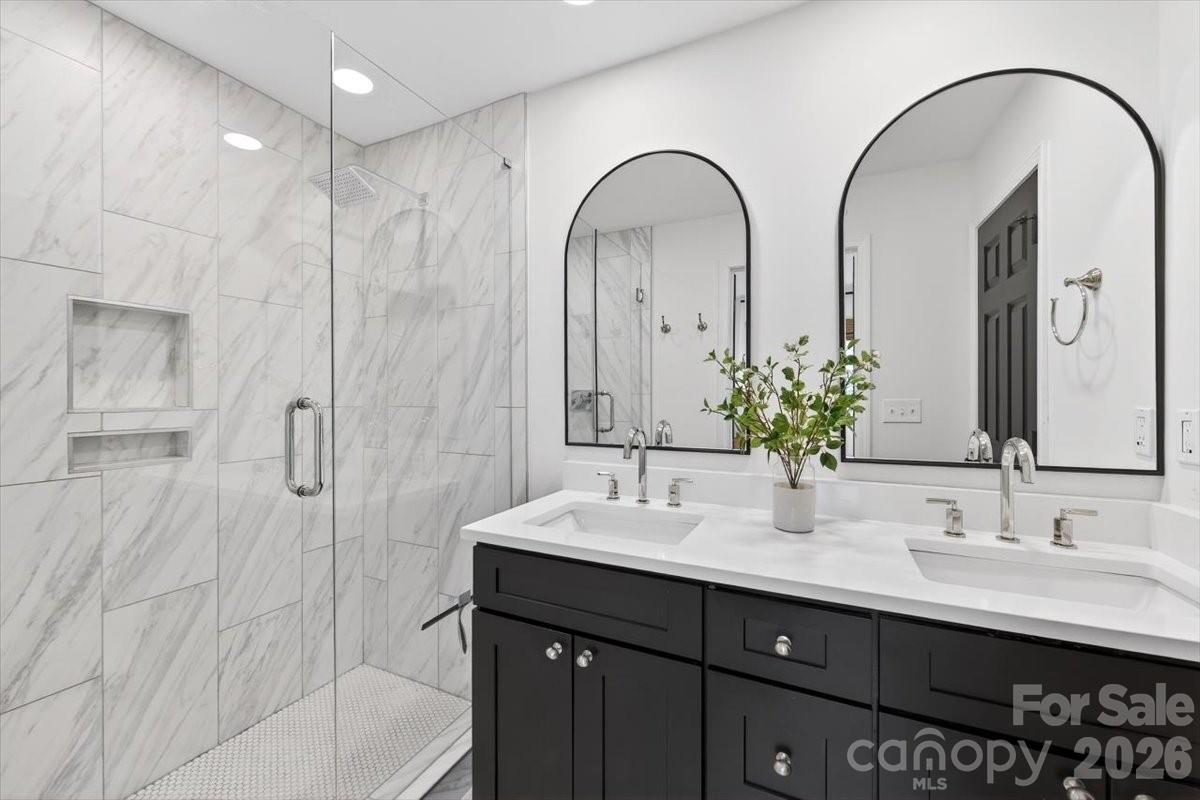 1226 Mockingbird Lane