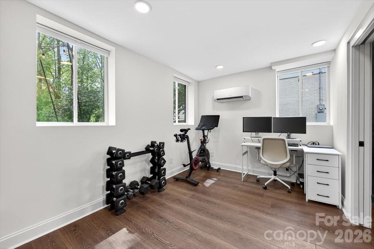 1226 Mockingbird Lane
