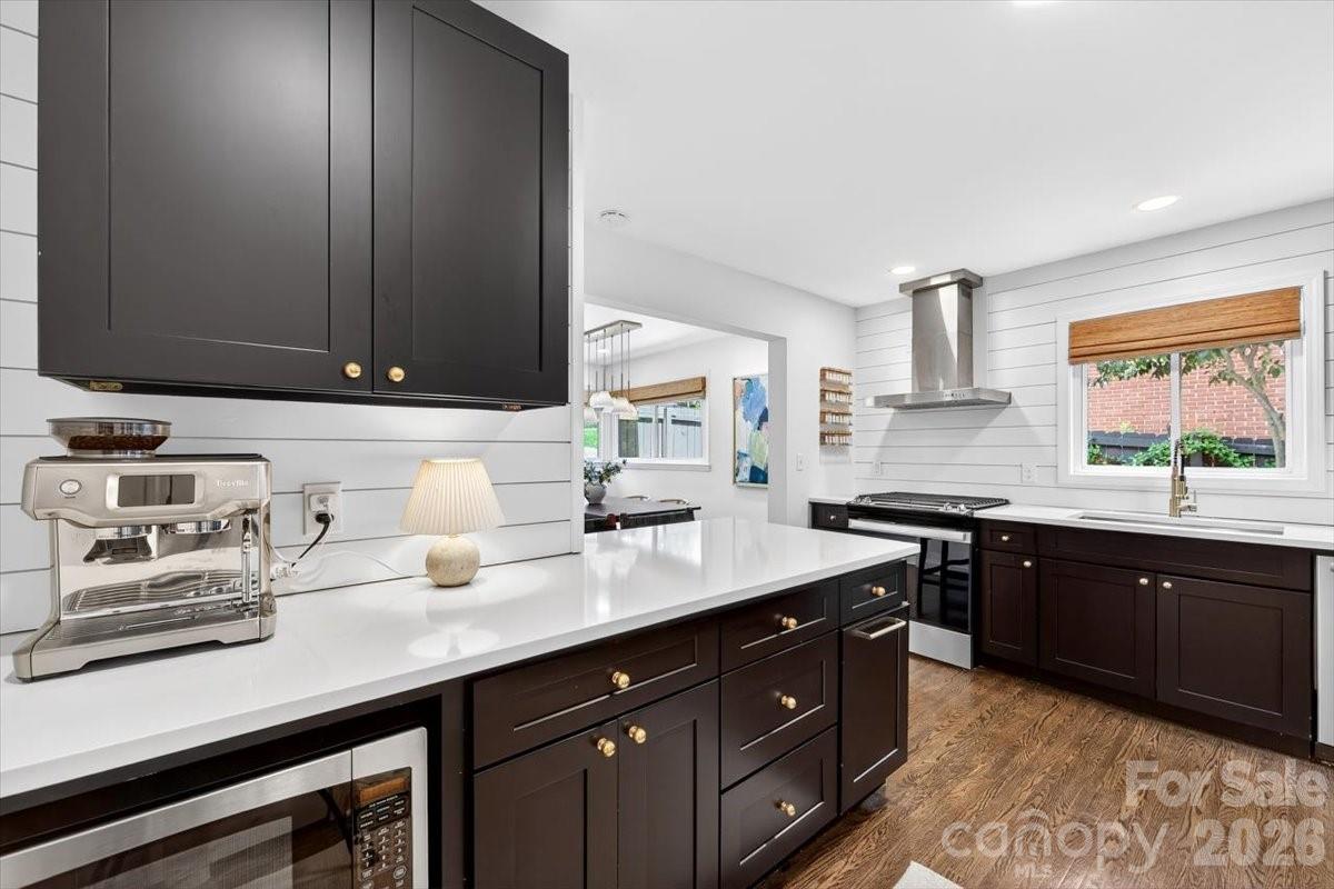 1226 Mockingbird Lane