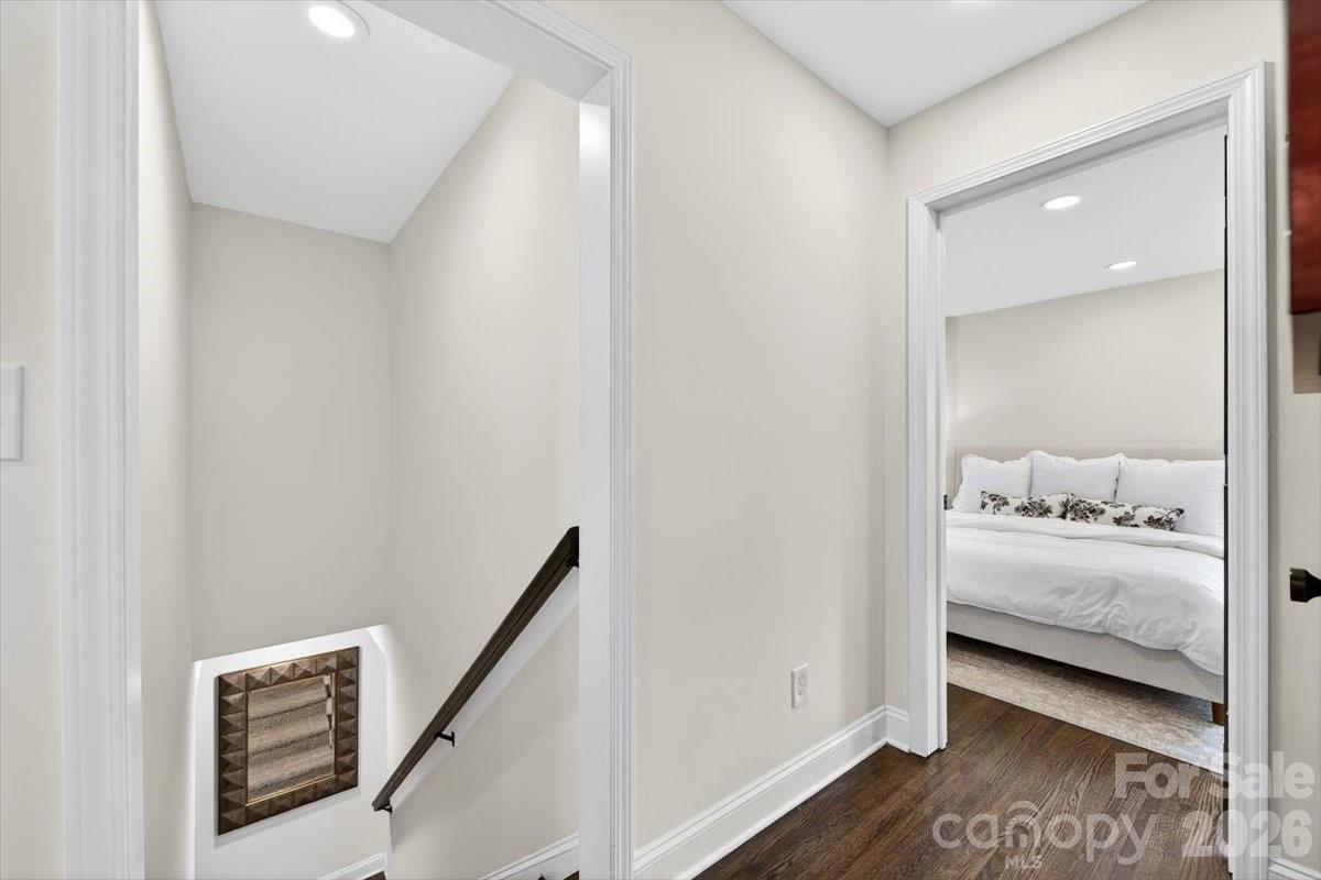 1226 Mockingbird Lane