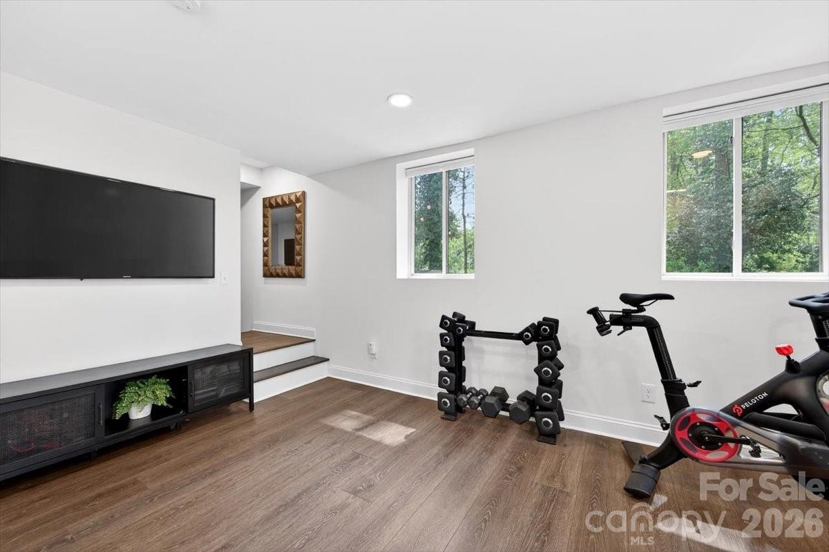 1226 Mockingbird Lane
