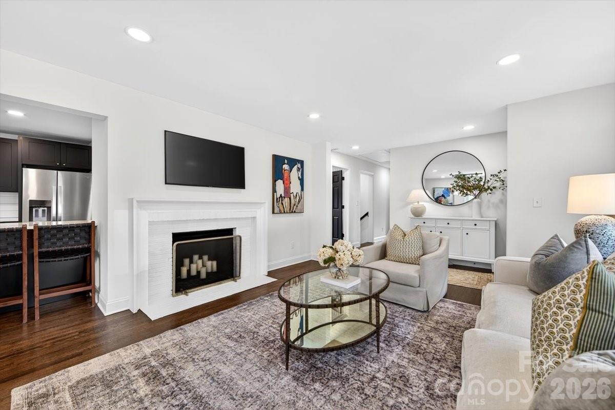1226 Mockingbird Lane