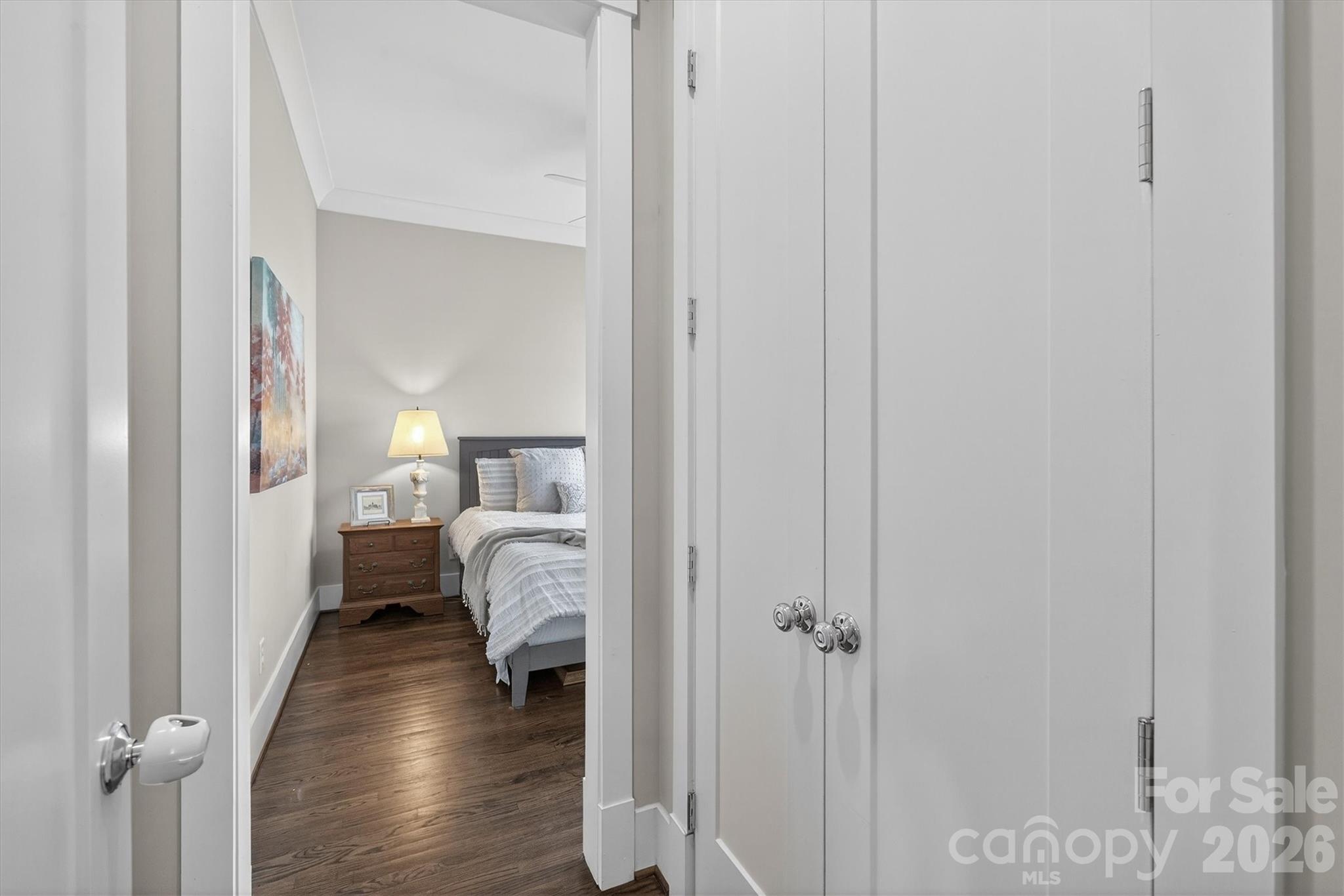 328 Melbourne Court
