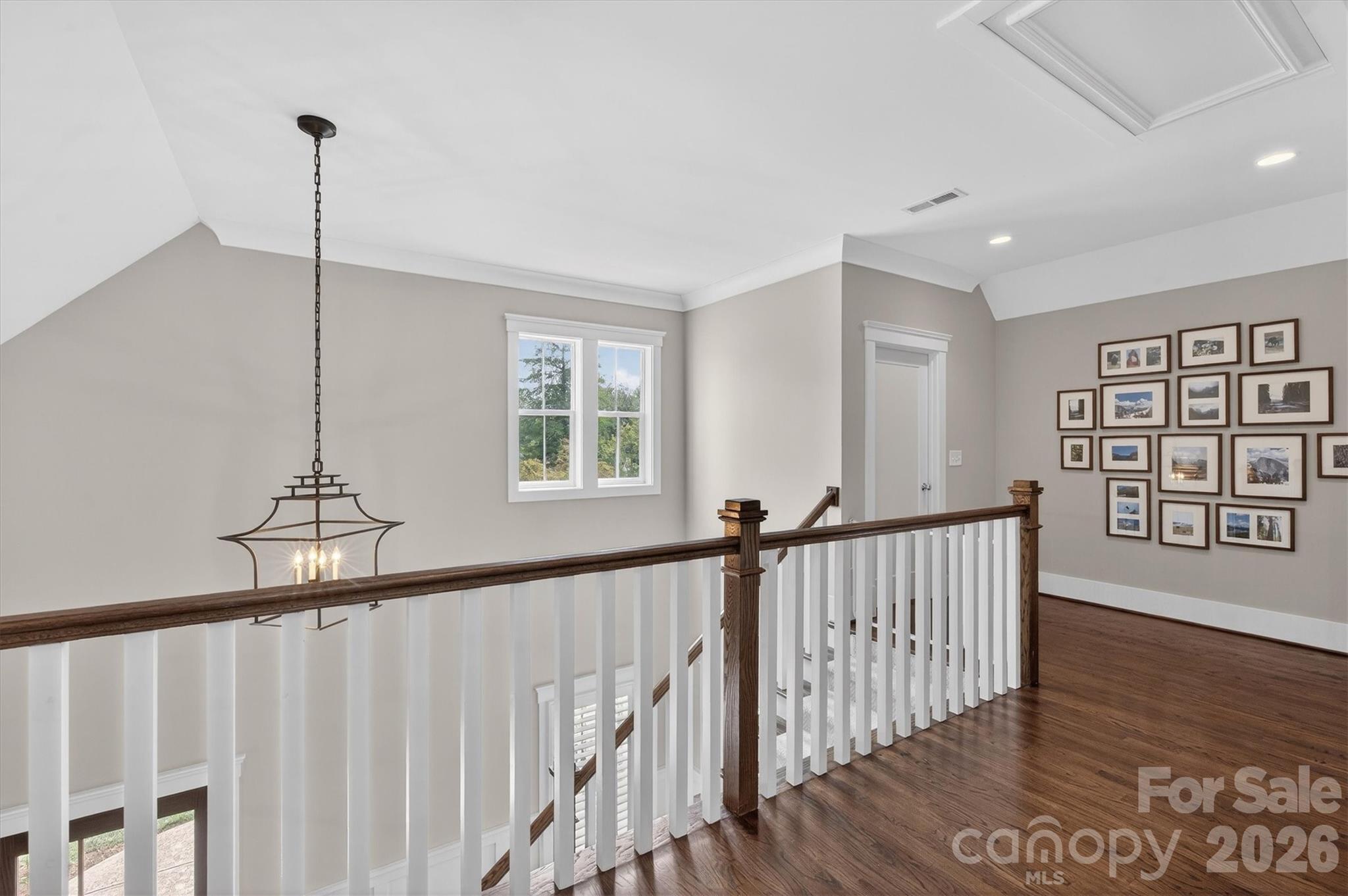 328 Melbourne Court