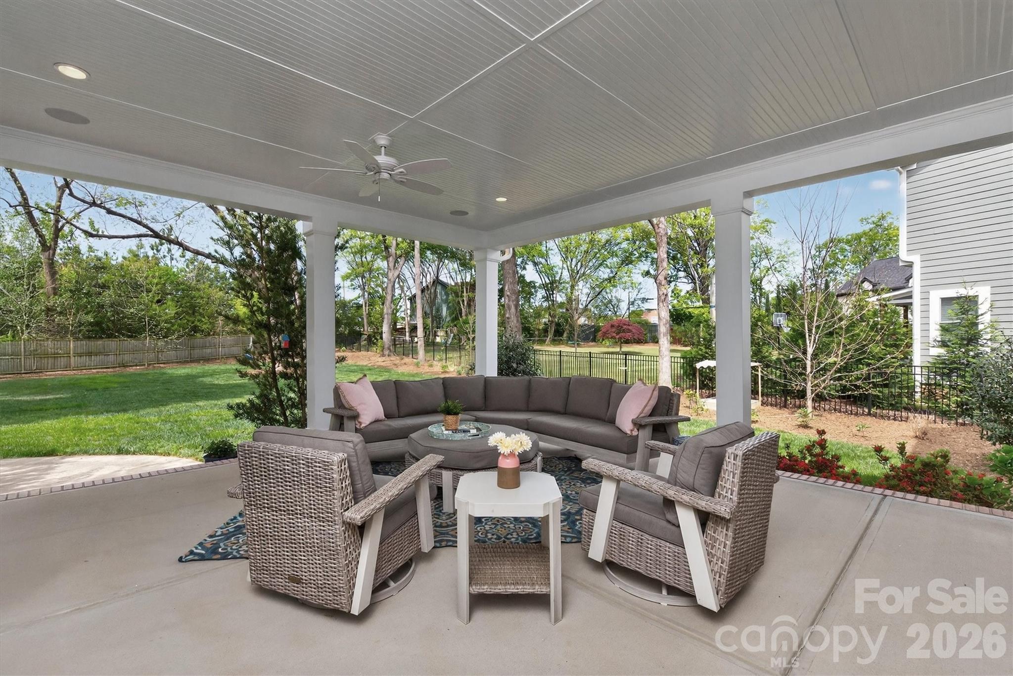 328 Melbourne Court