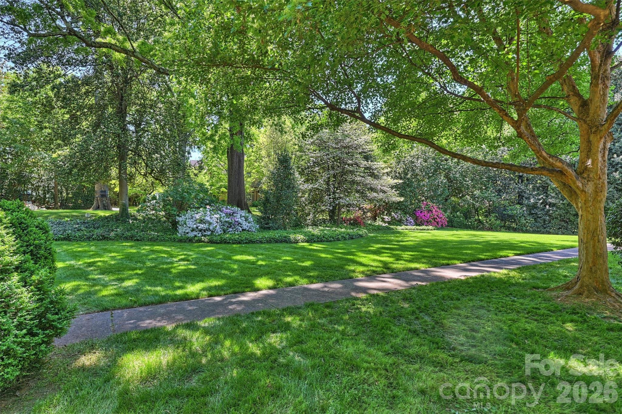 812 Ardsley Road