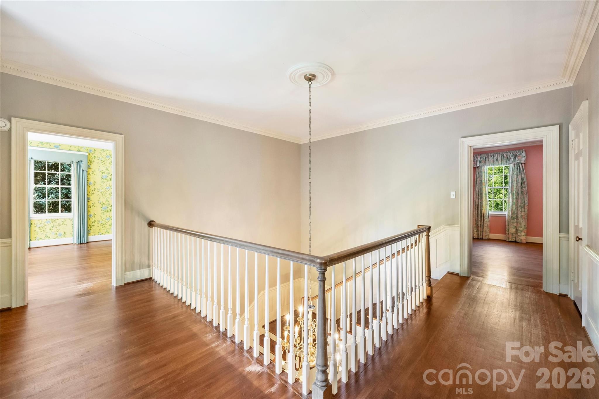 812 Ardsley Road