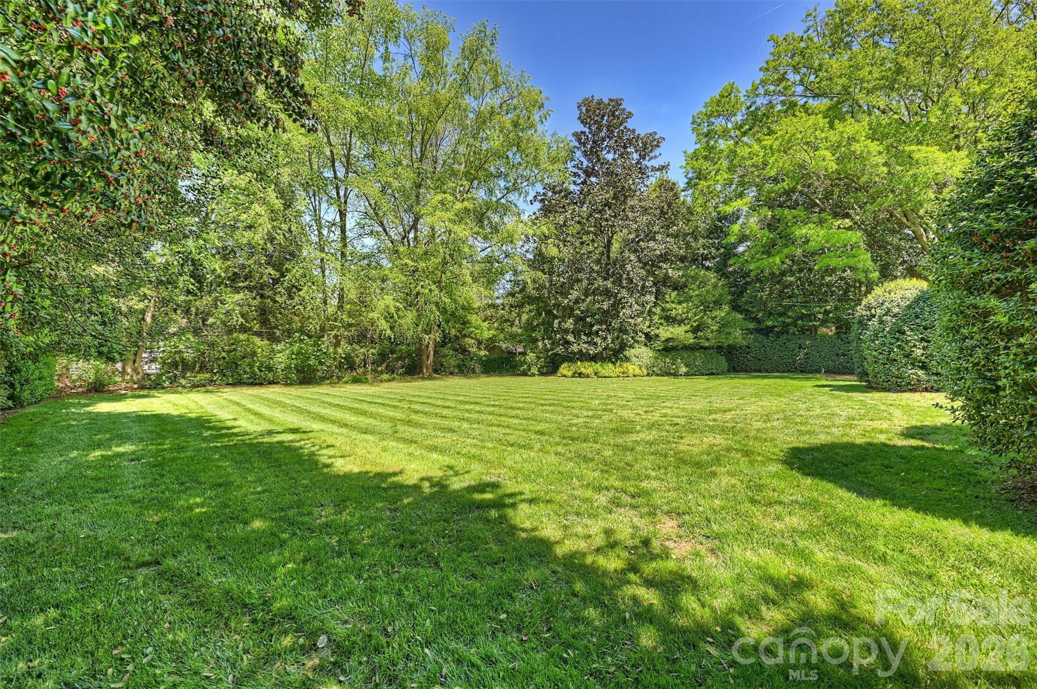 812 Ardsley Road
