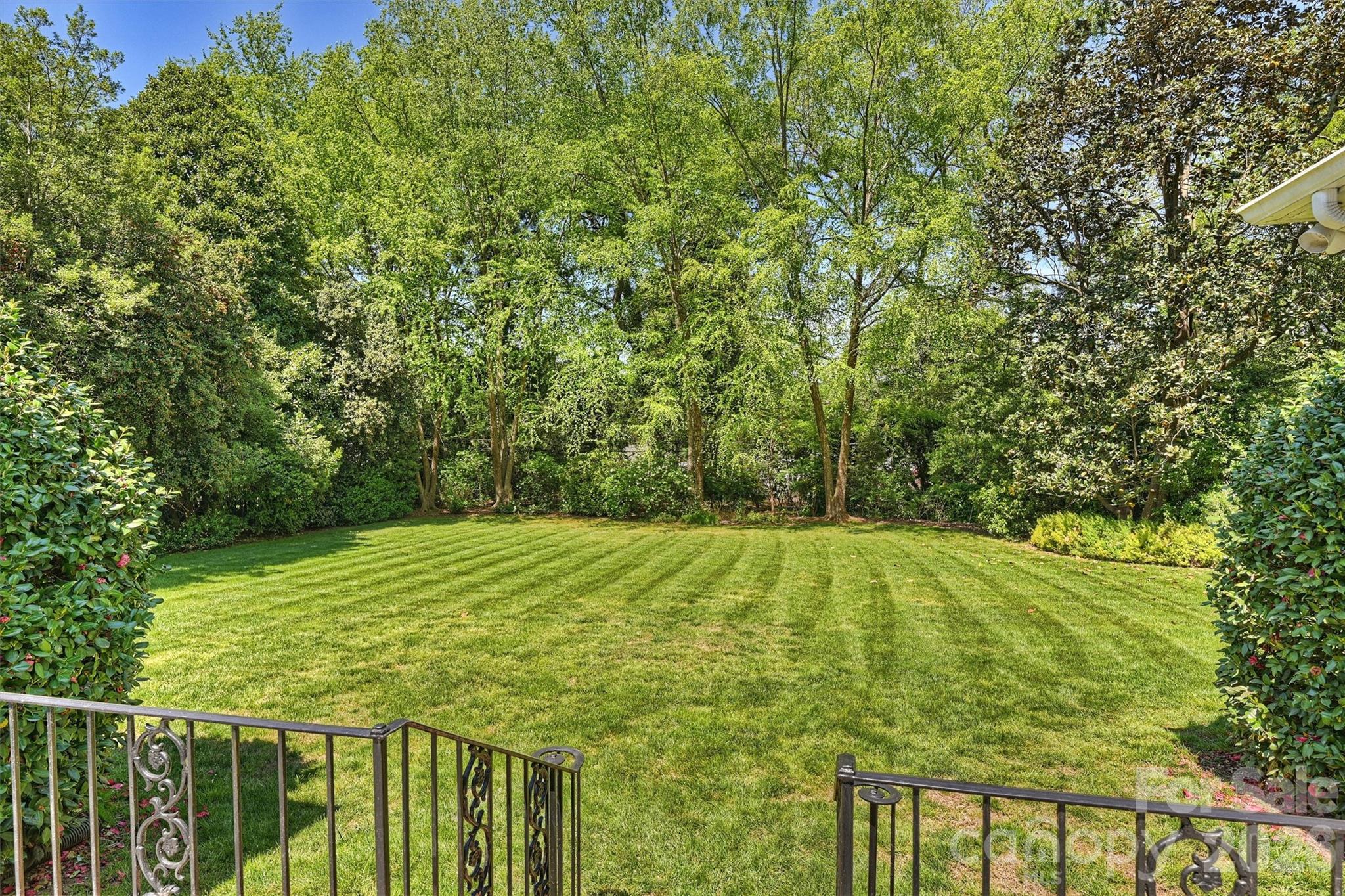 812 Ardsley Road