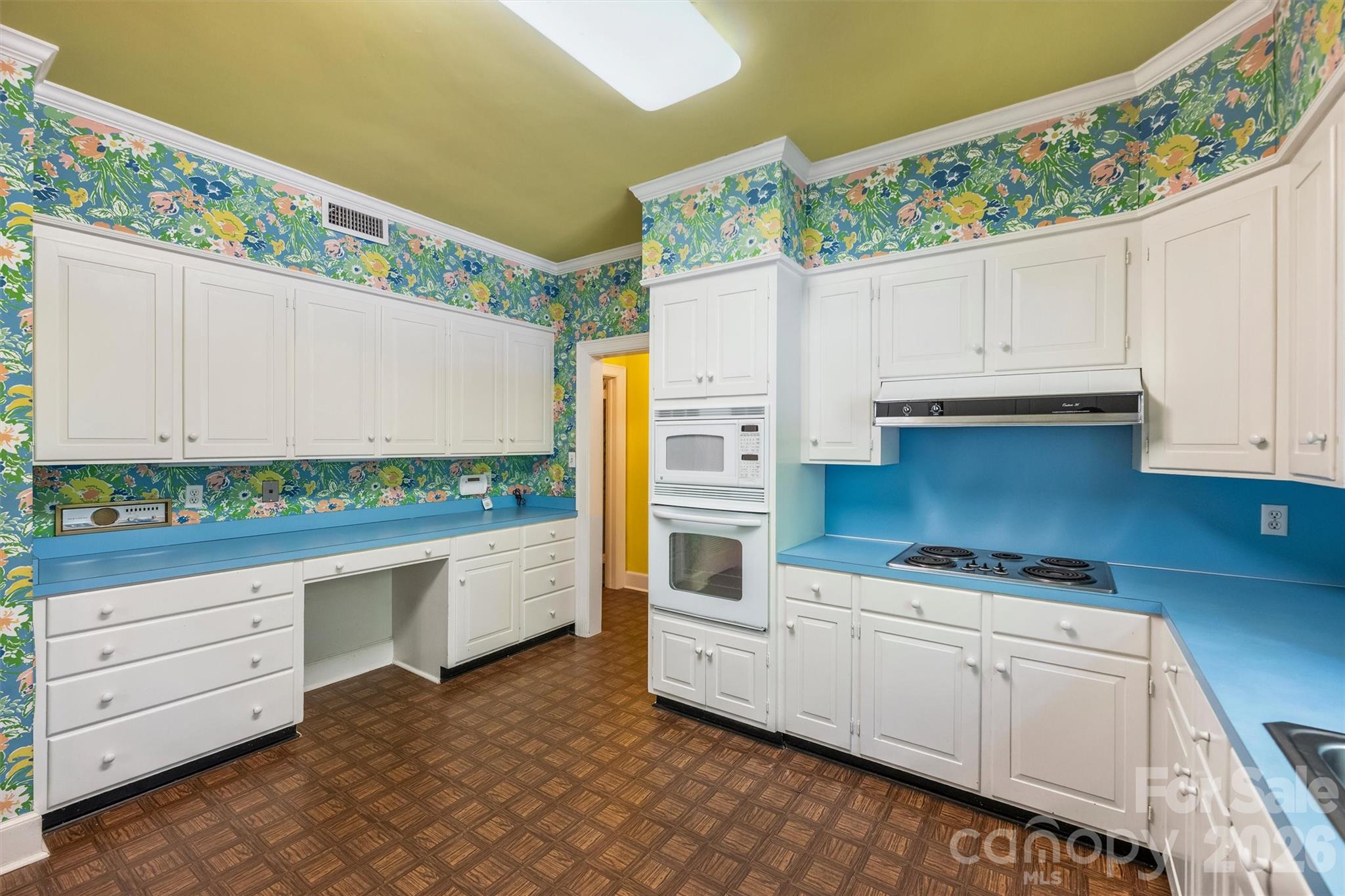 812 Ardsley Road