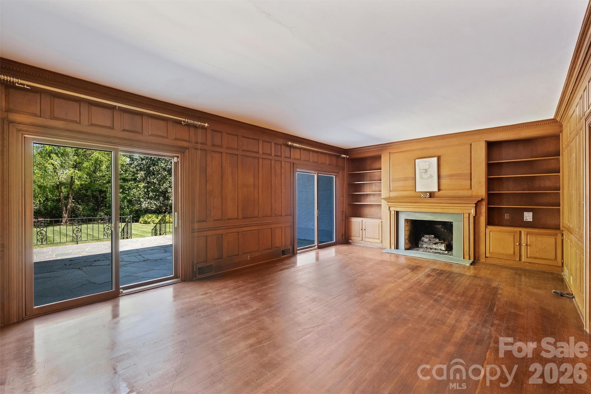 812 Ardsley Road