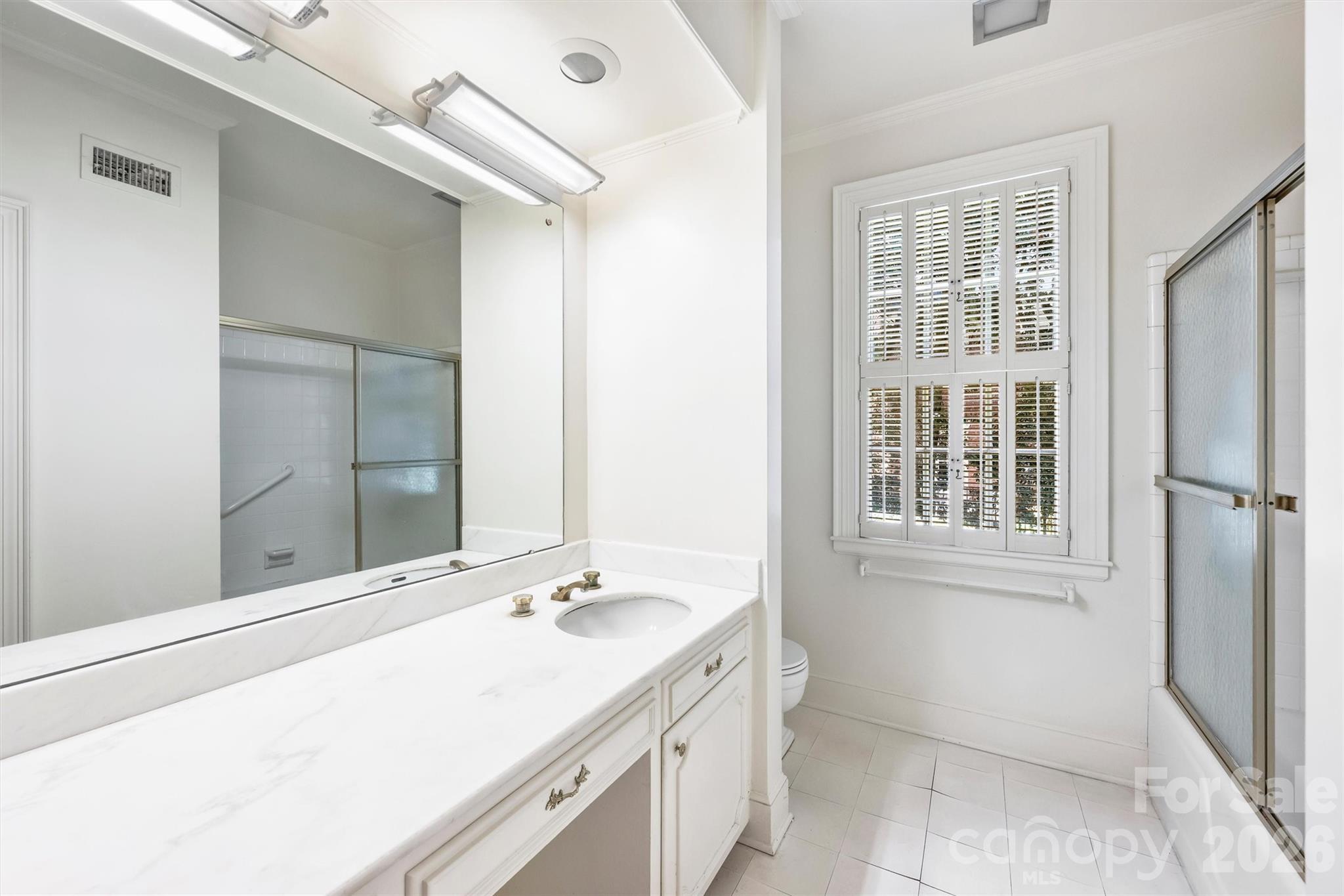 812 Ardsley Road