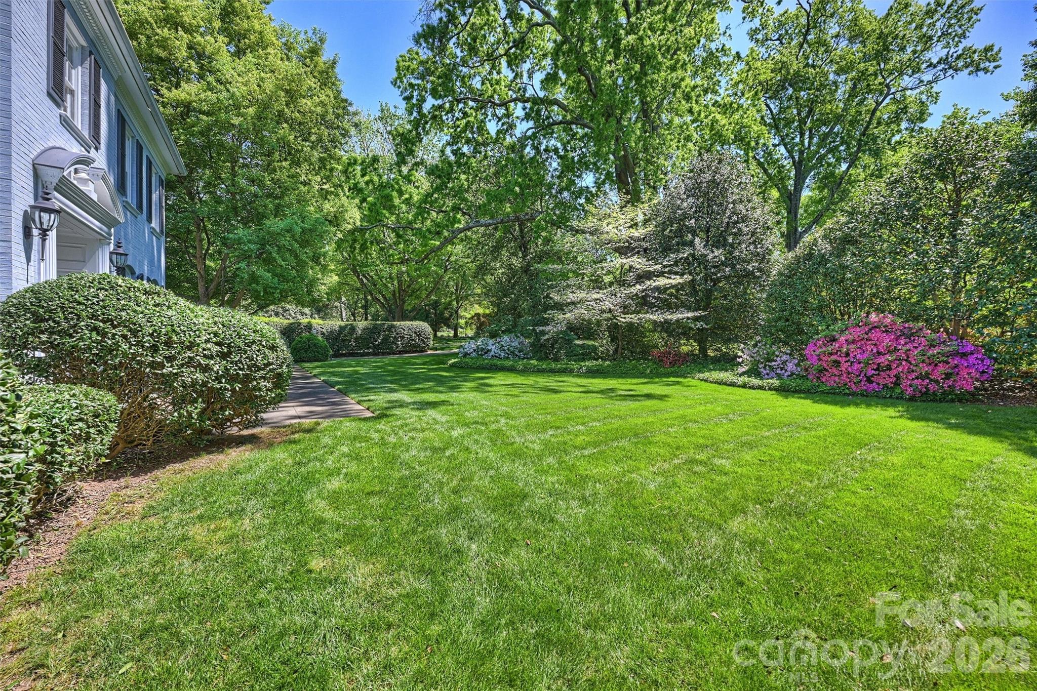 812 Ardsley Road