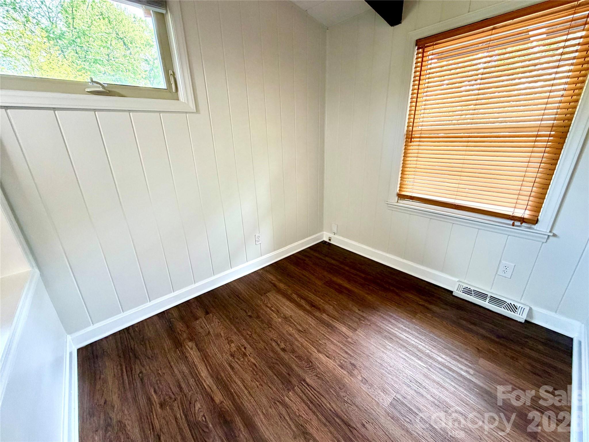 1511 Briarfield Drive
